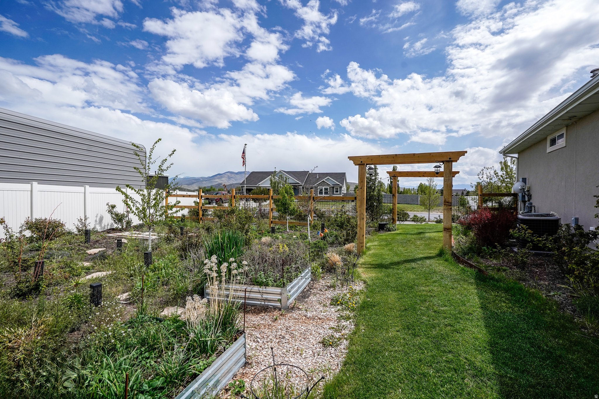 main property photo 59