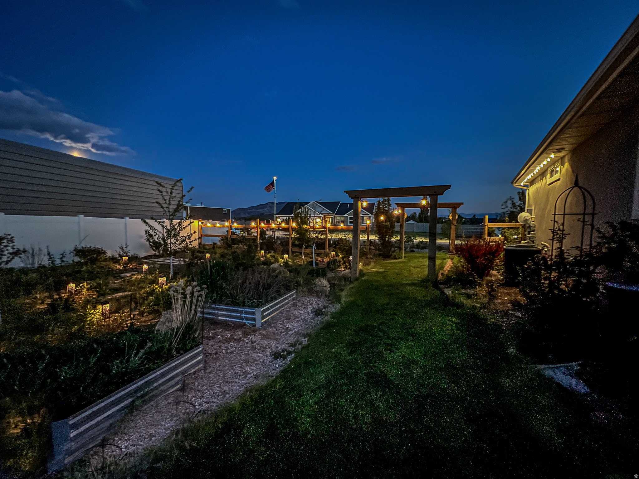 main property photo 64
