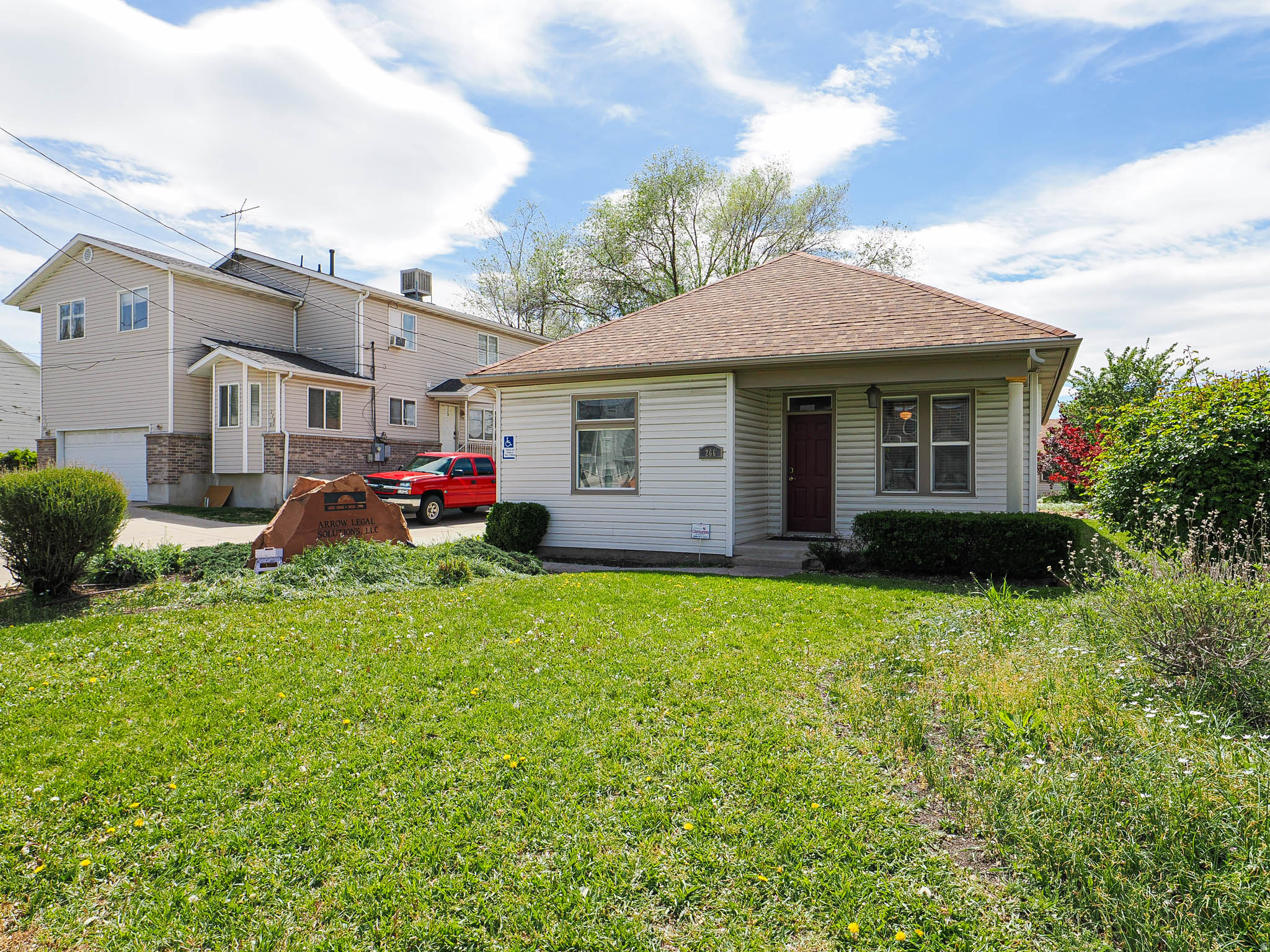 main property photo 2