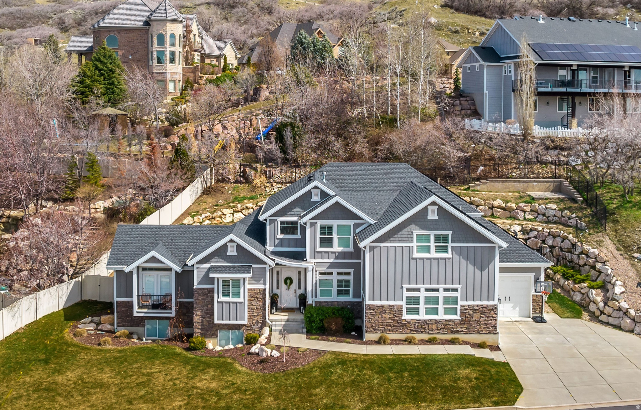 main property photo 50