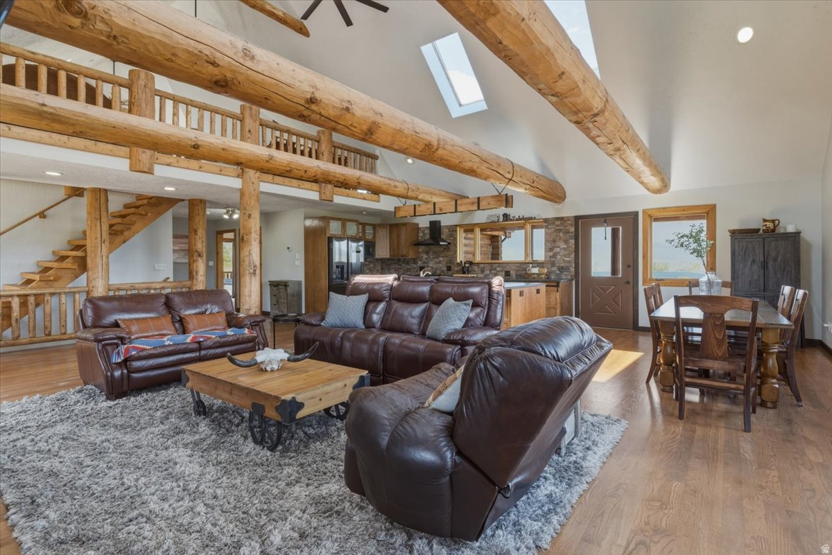 main property photo 7