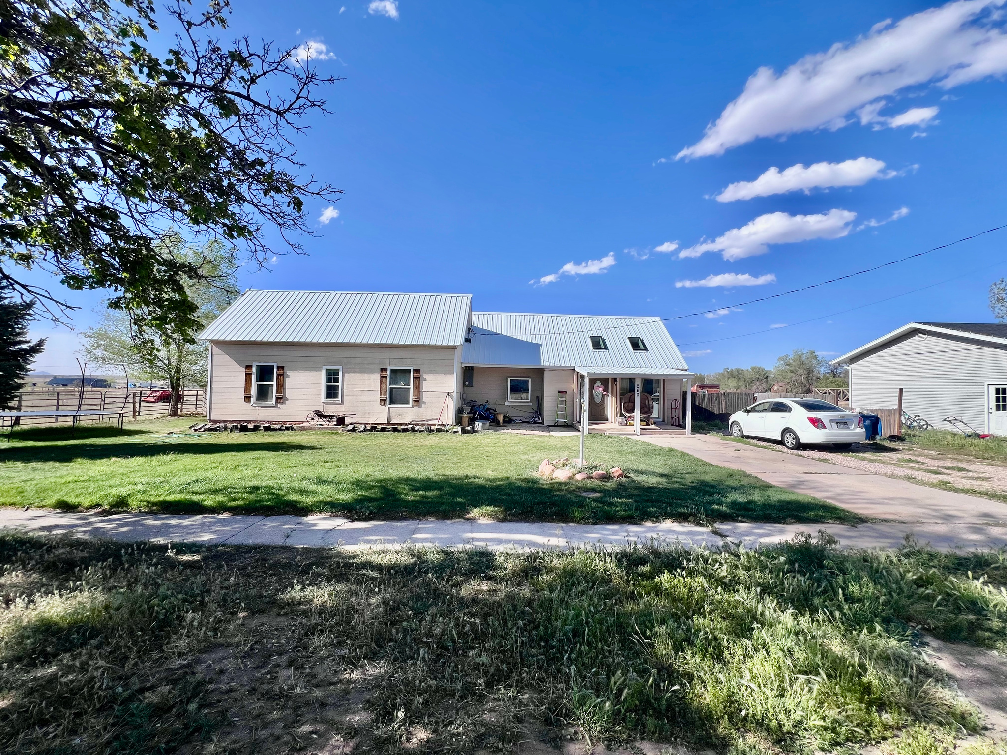main property photo 23