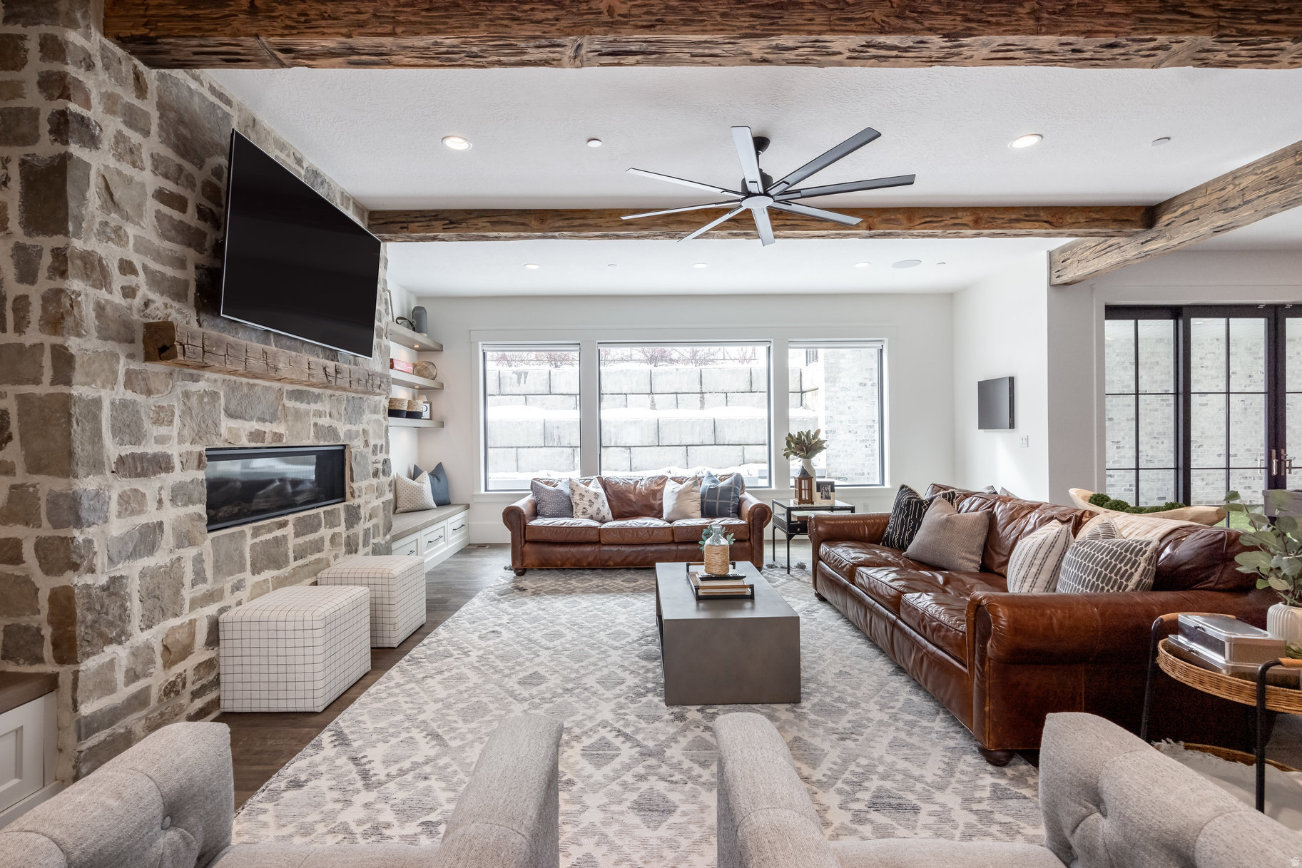 main property photo 61