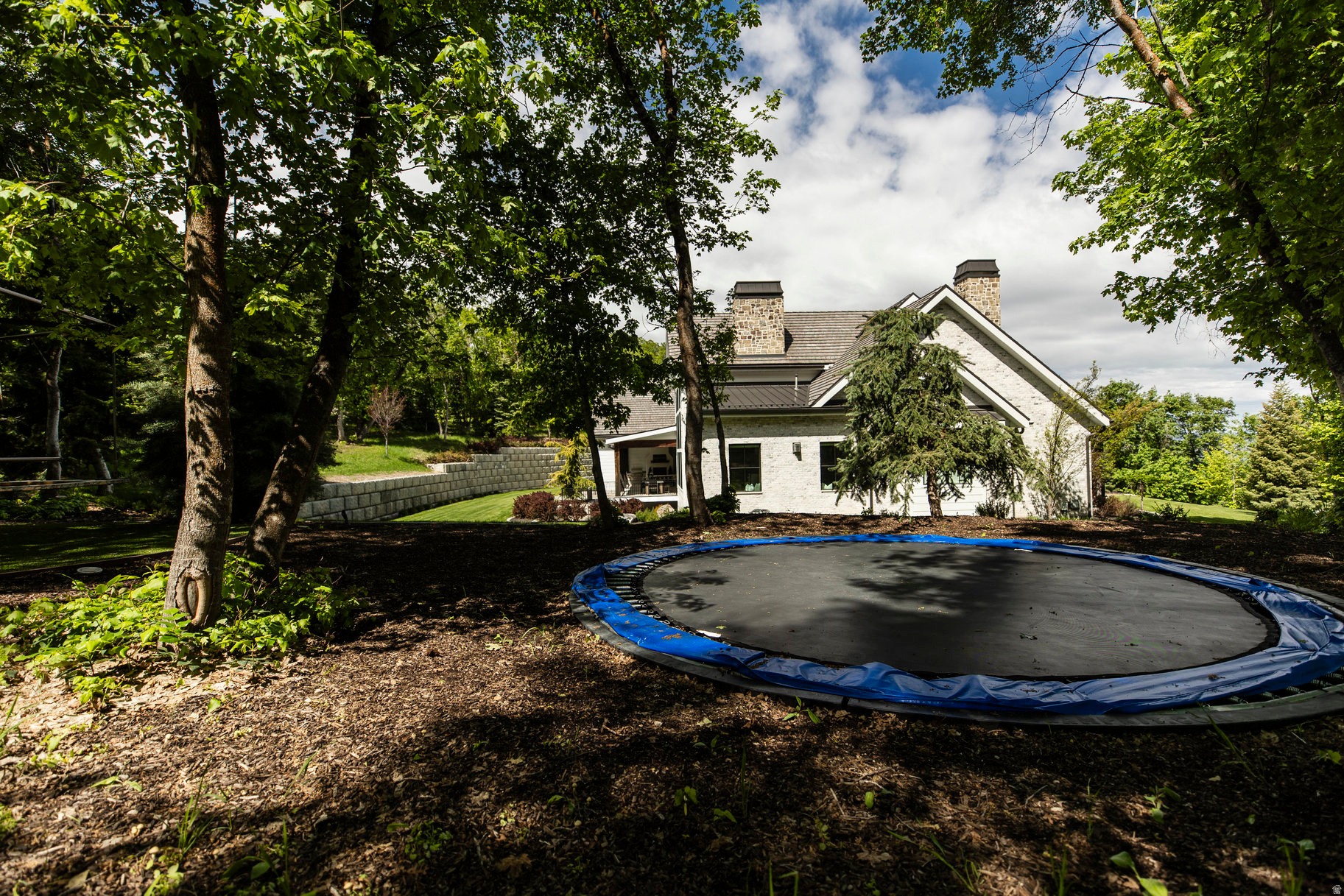 main property photo 79