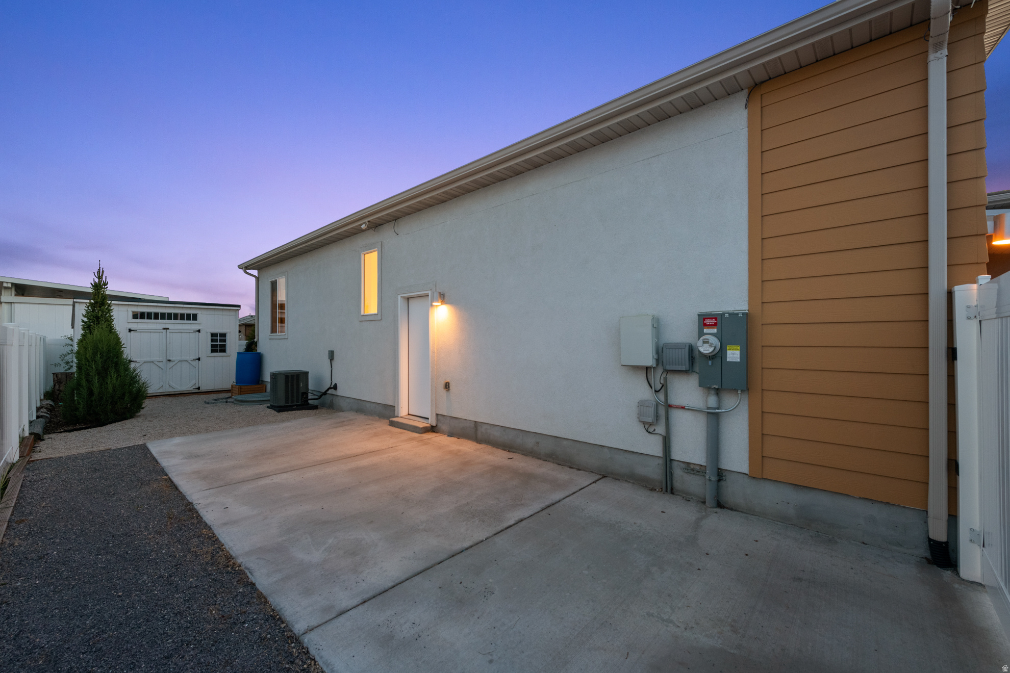 main property photo 27