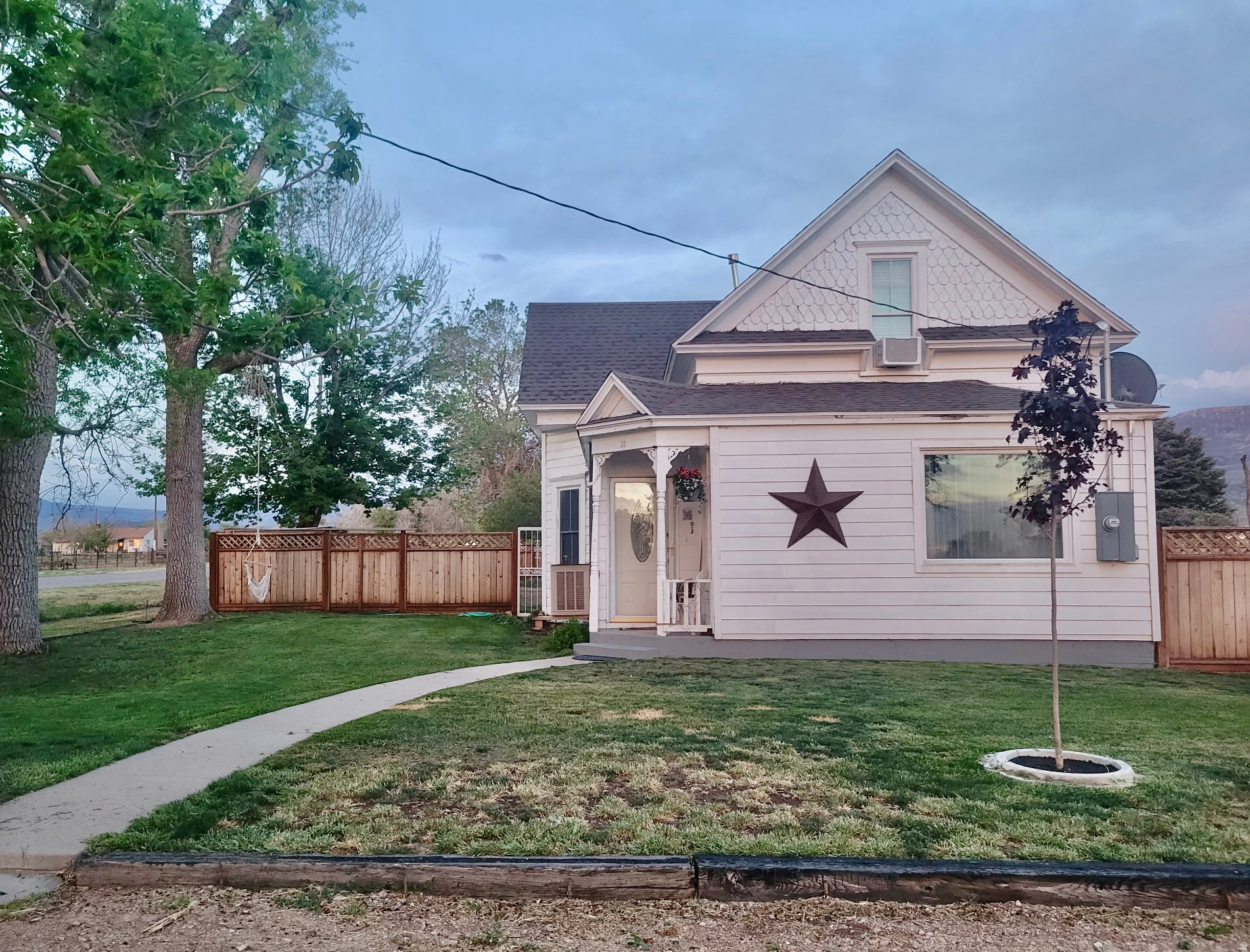 main property photo 40