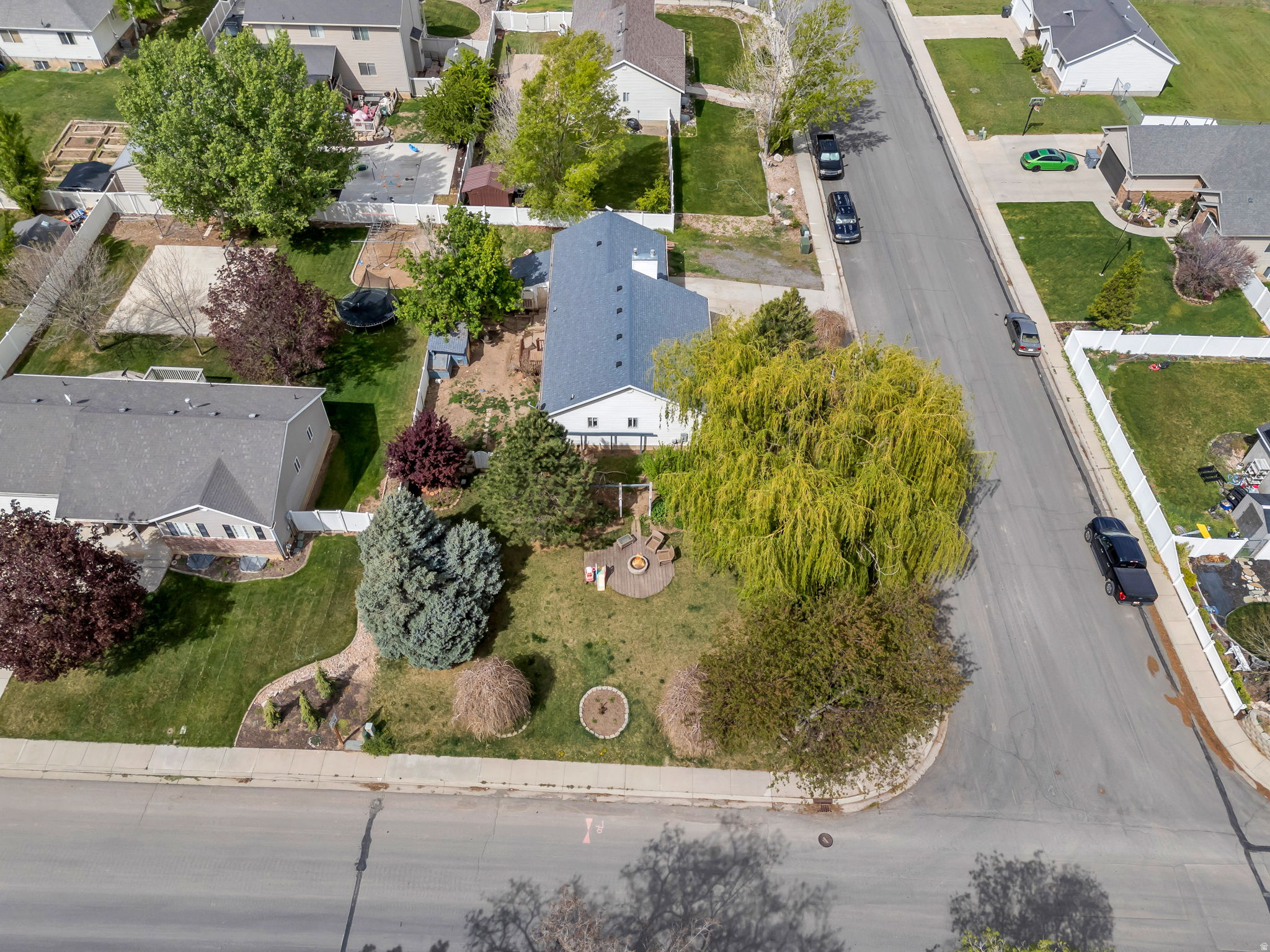 main property photo 23