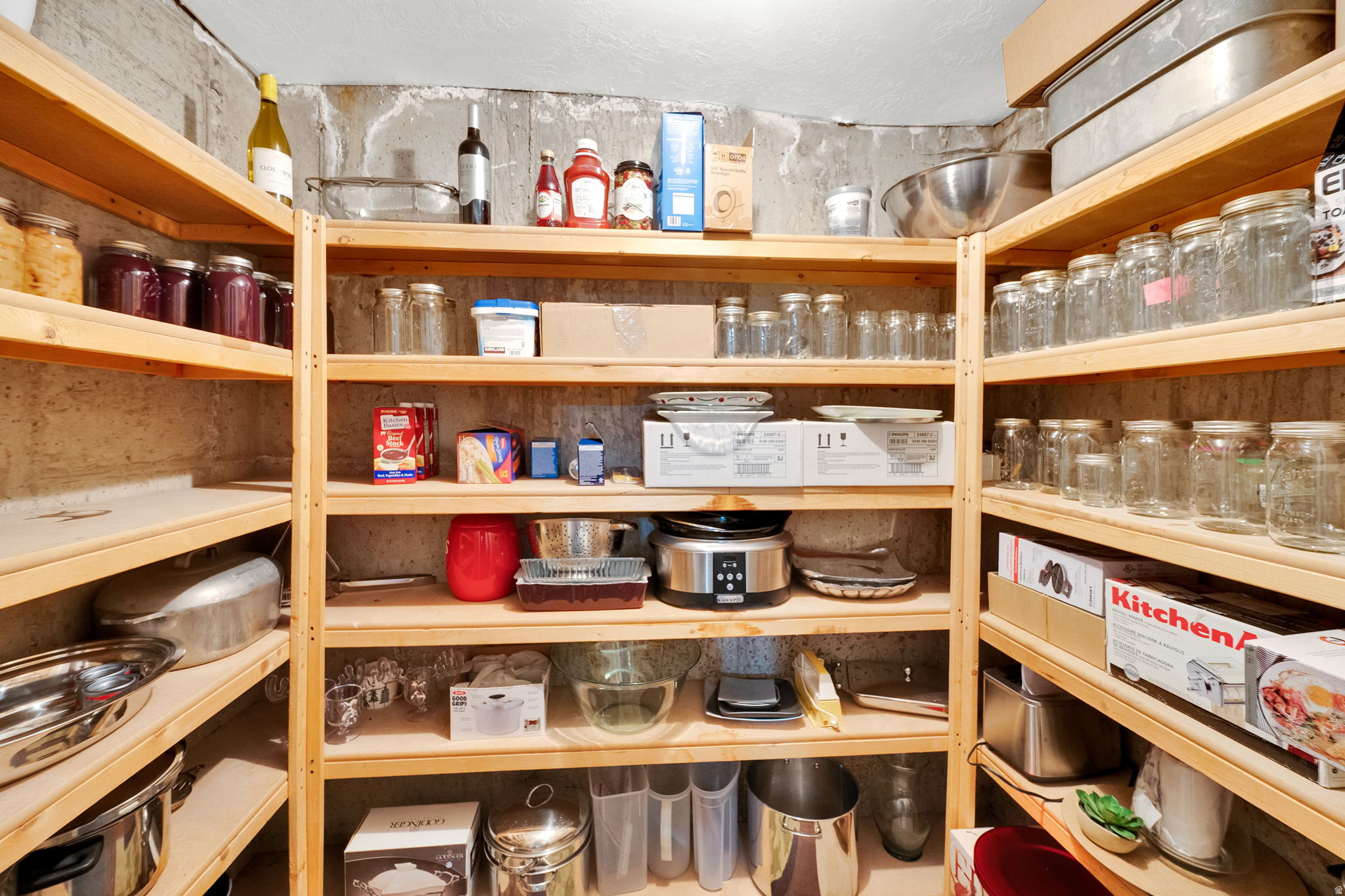 main property photo 35