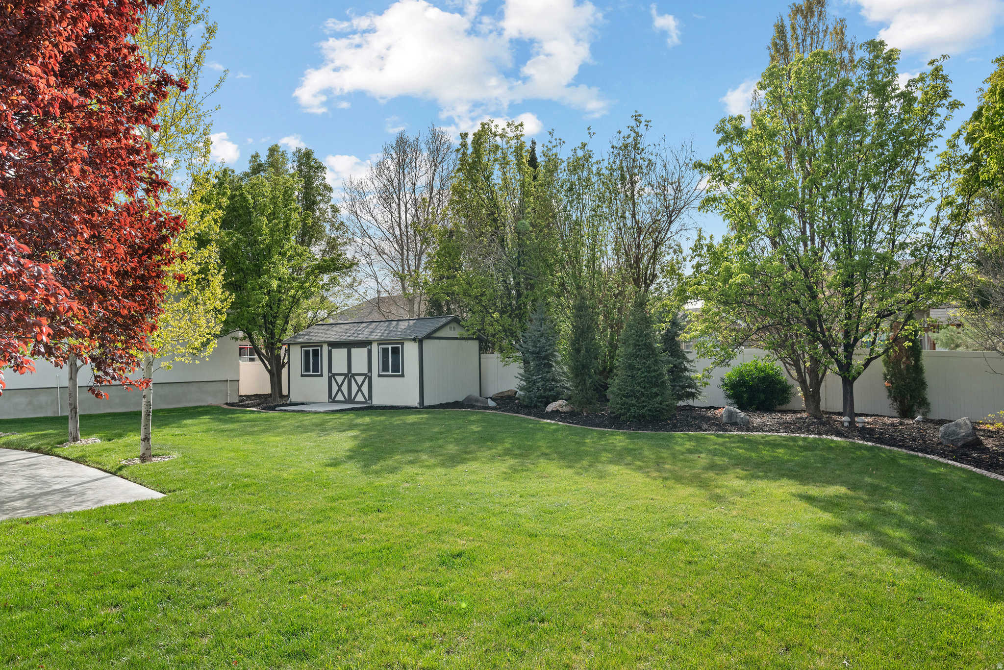 main property photo 46