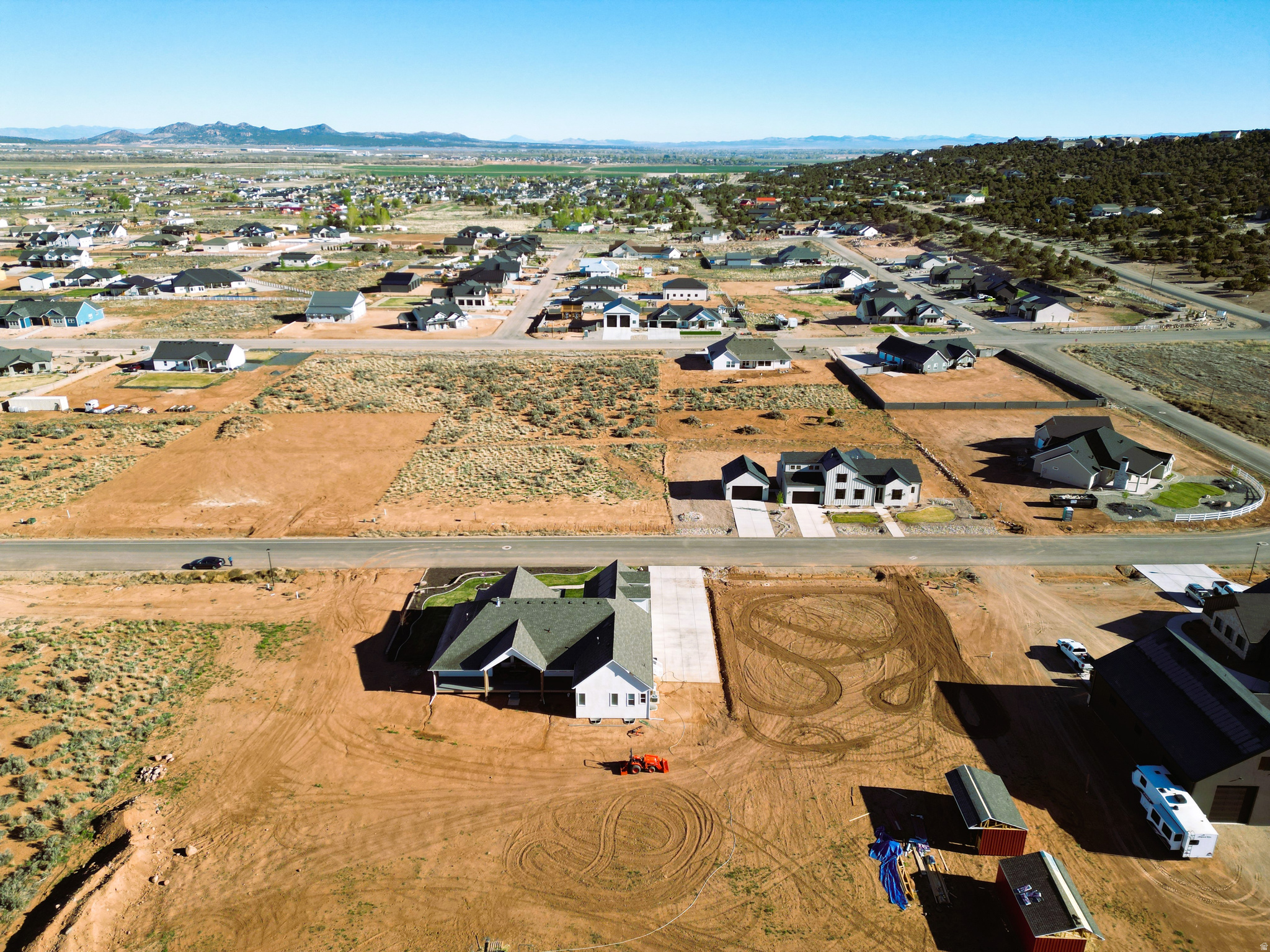 main property photo 6