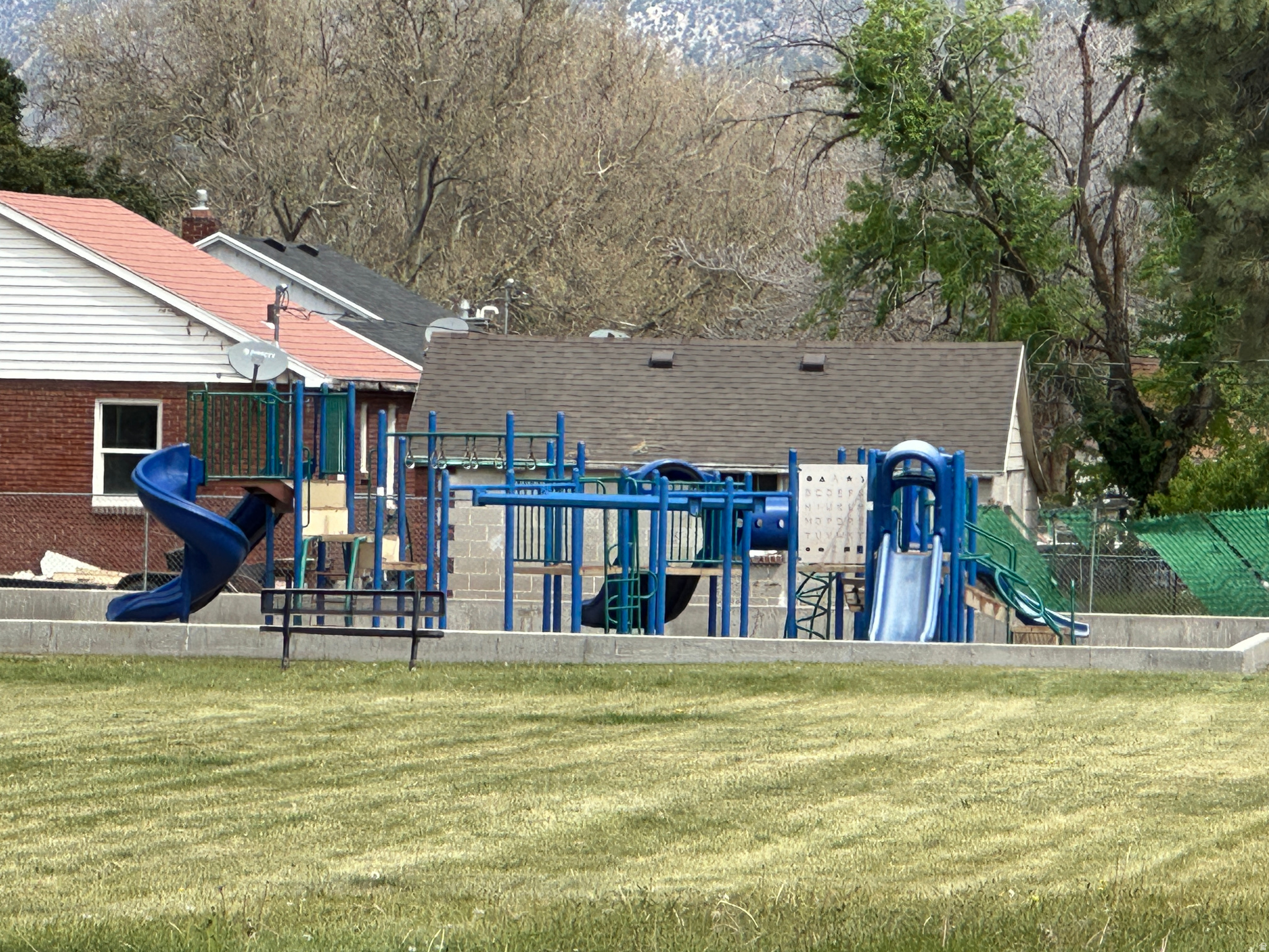 main property photo 39