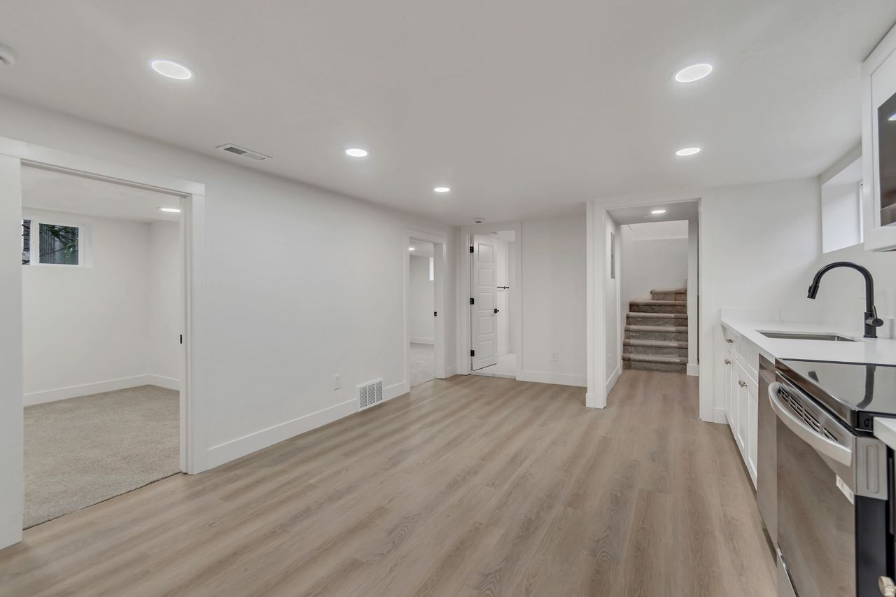 main property photo 65