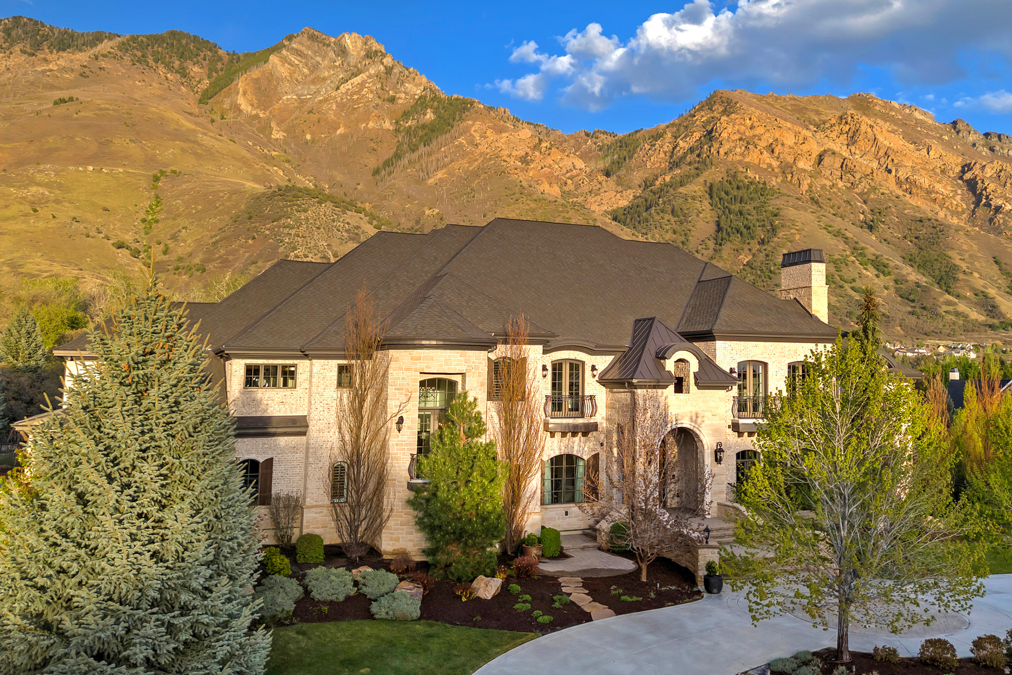 main property photo 128