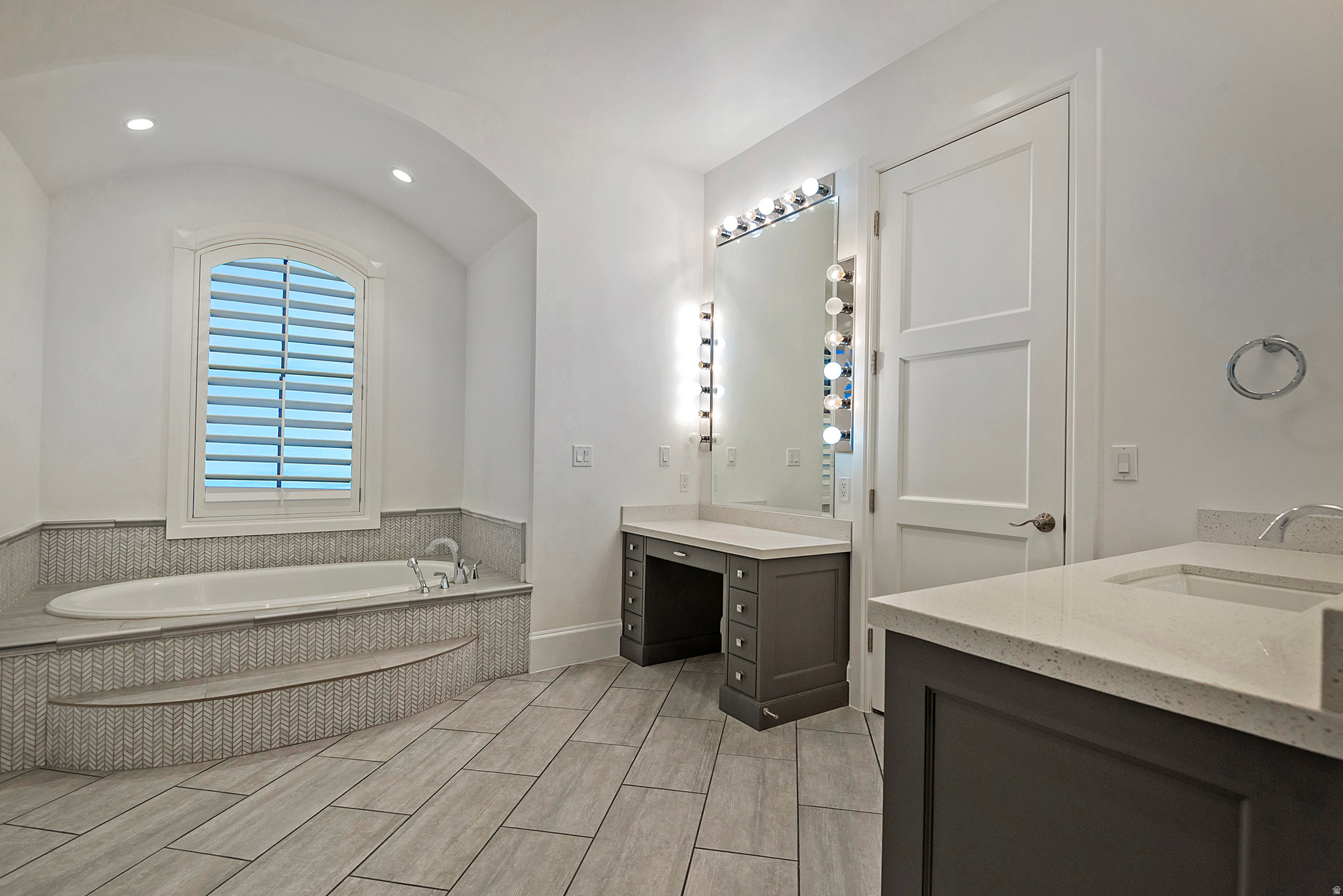 main property photo 73