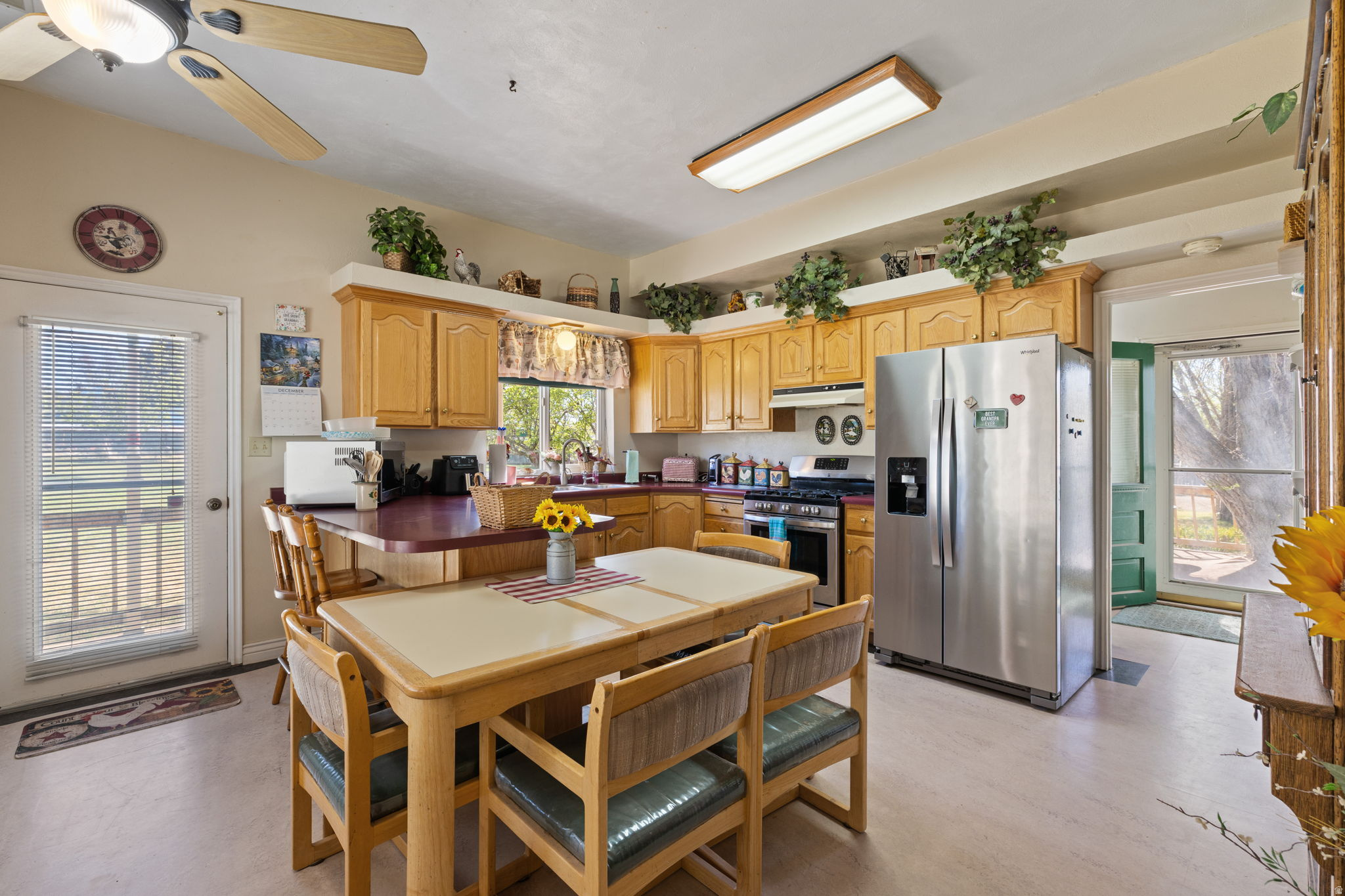main property photo 17