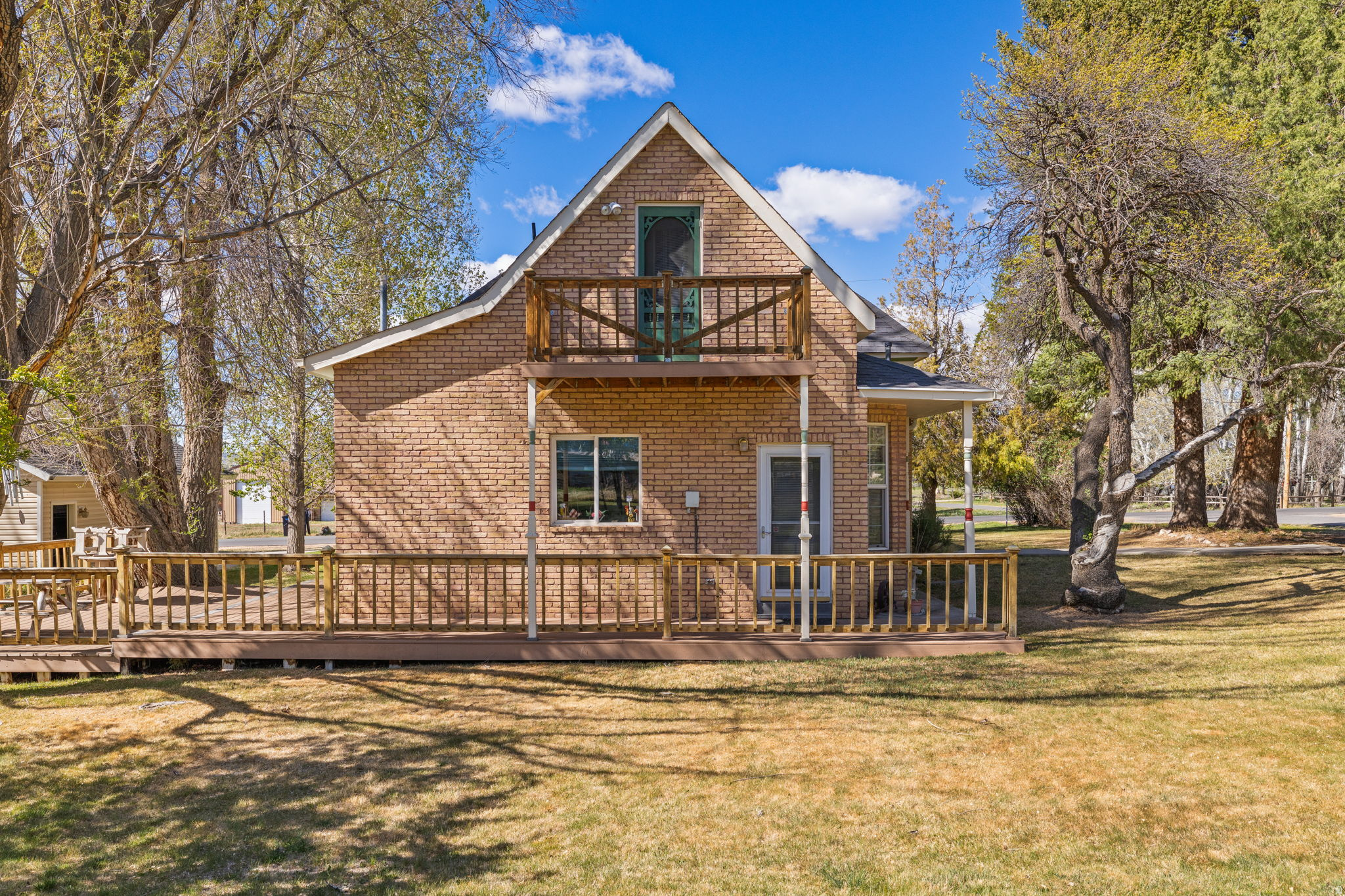 main property photo 38