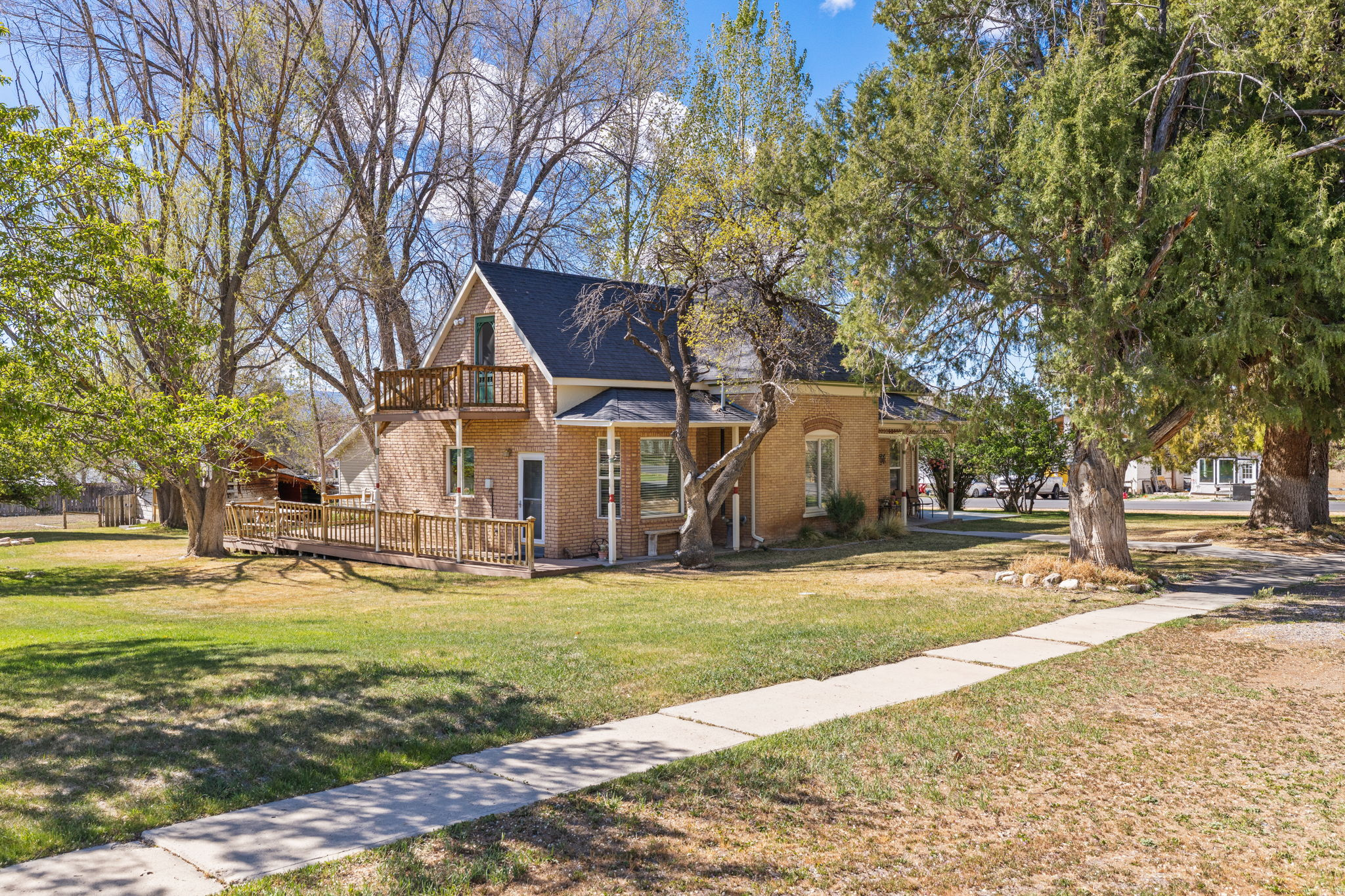 main property photo 4