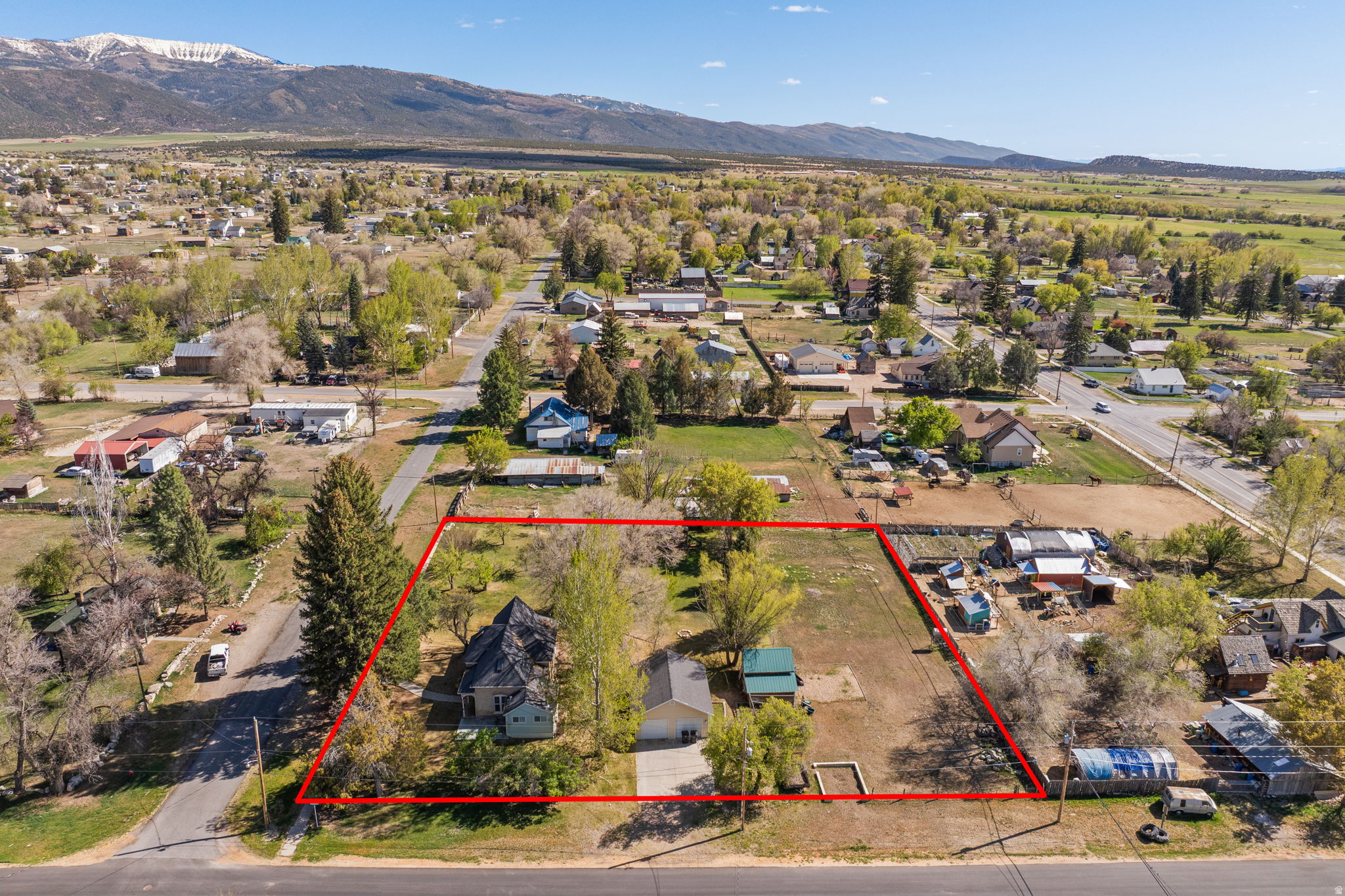 main property photo 44