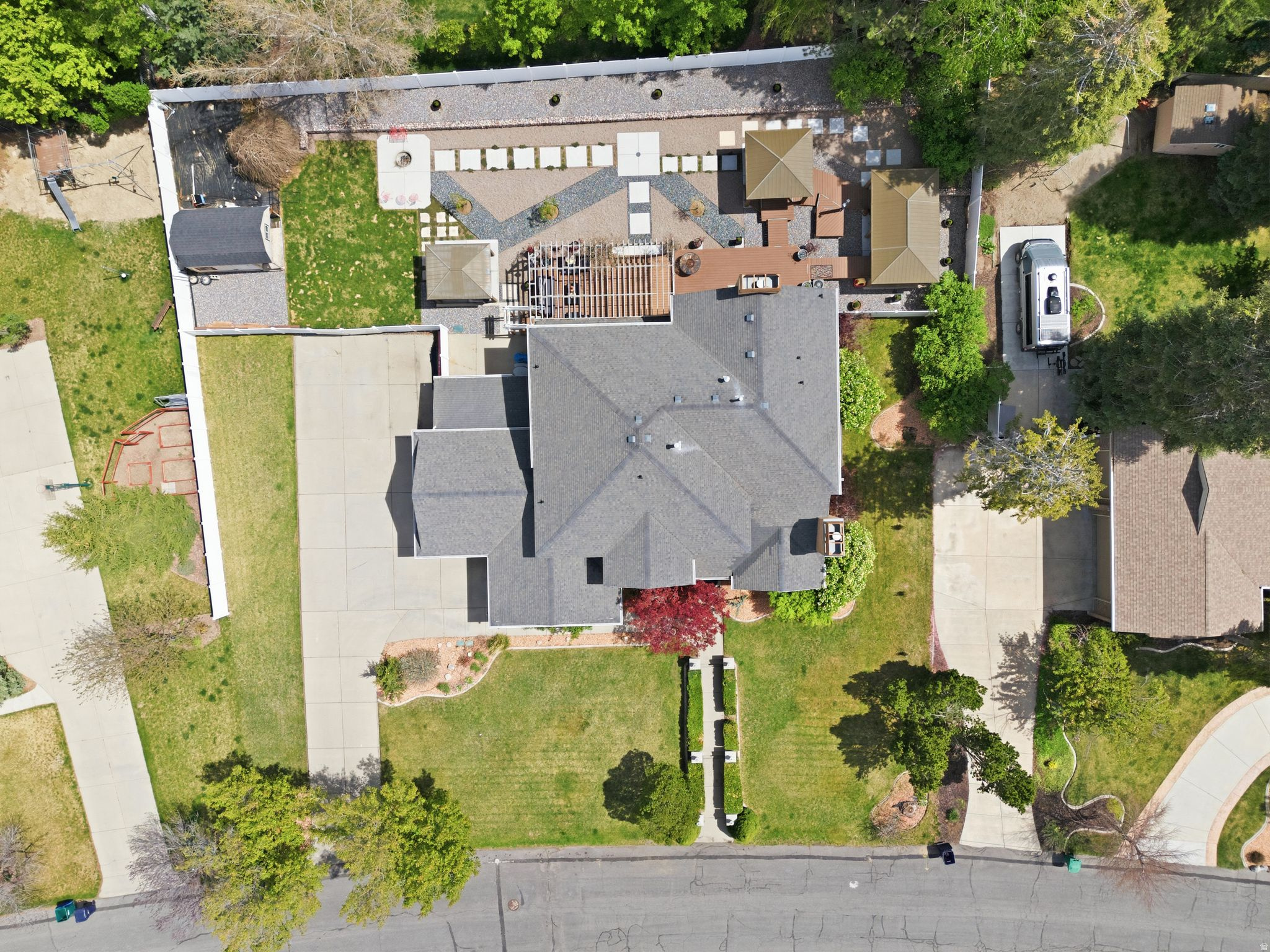 main property photo 54