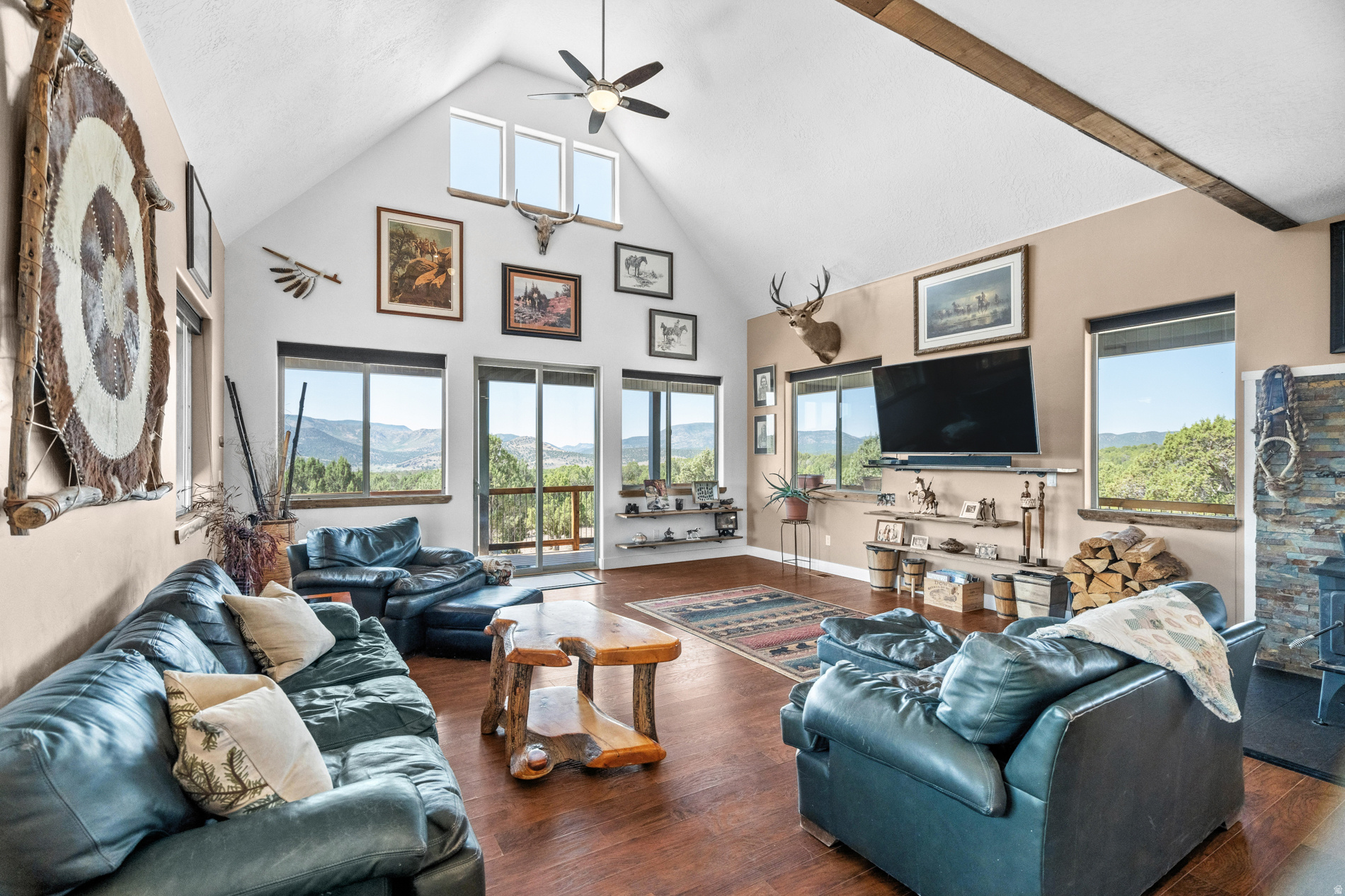 main property photo 5