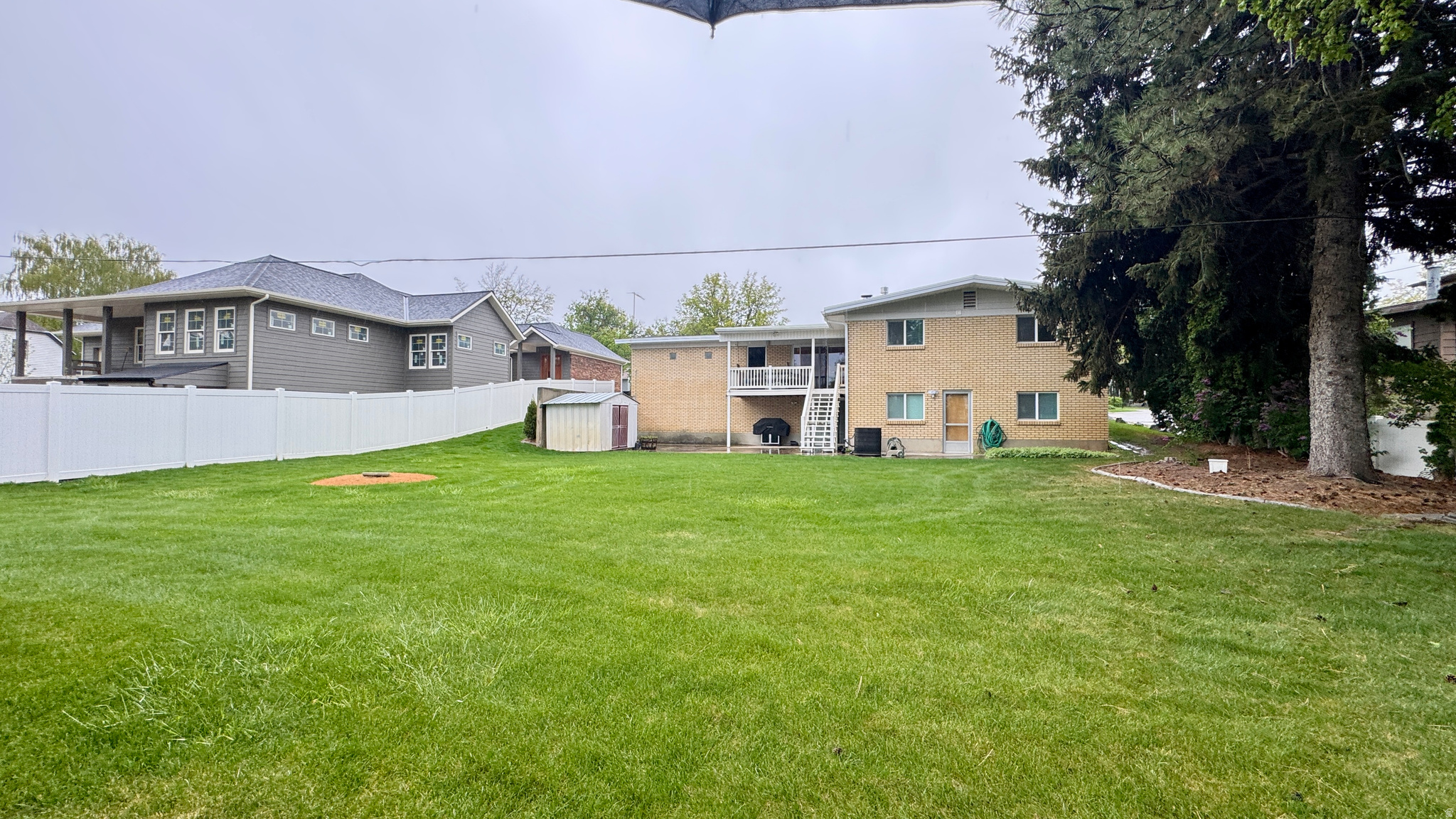 main property photo 41