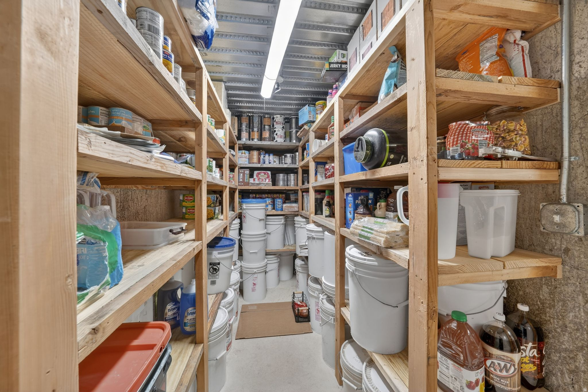 main property photo 33