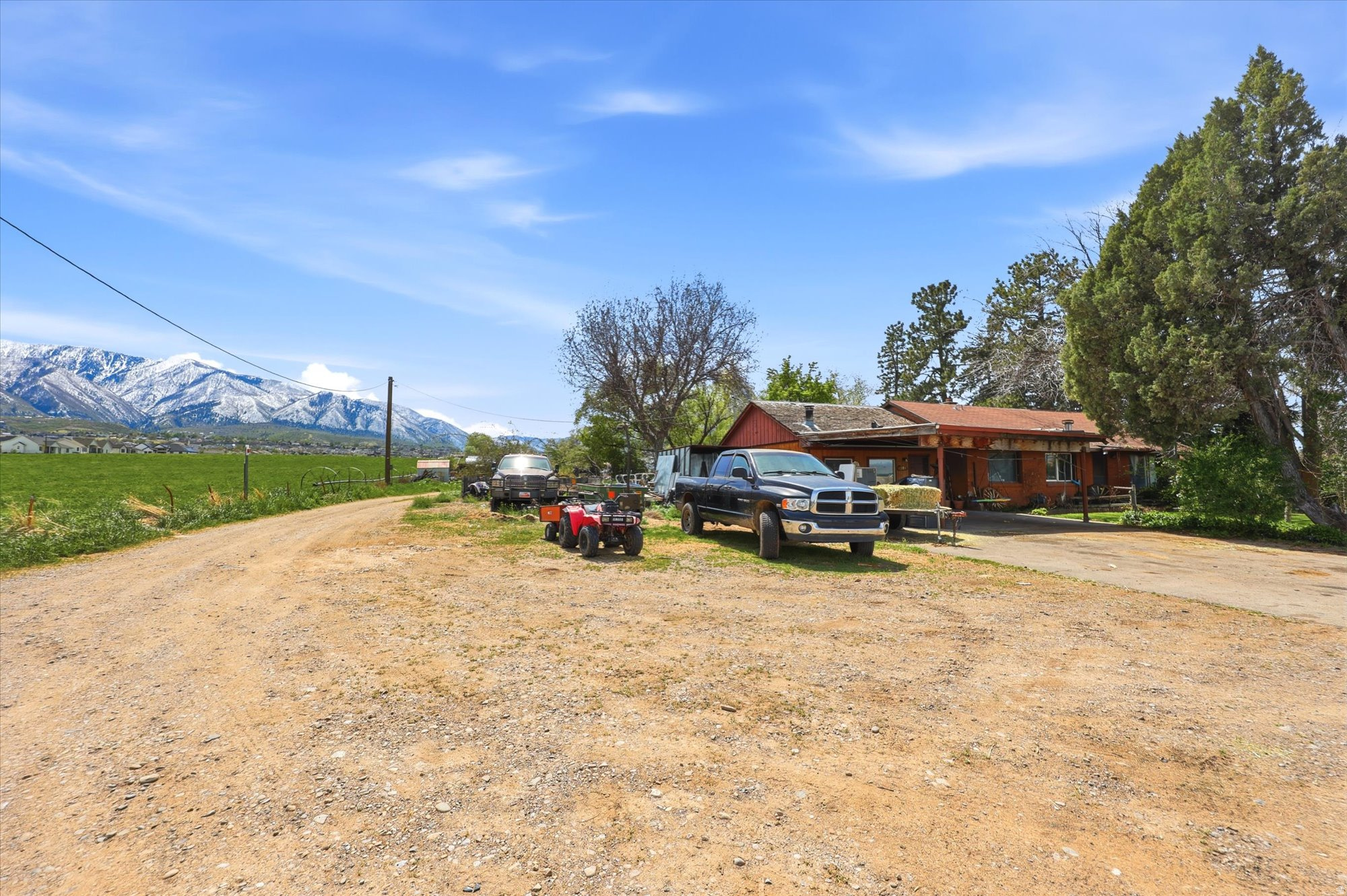 main property photo 2