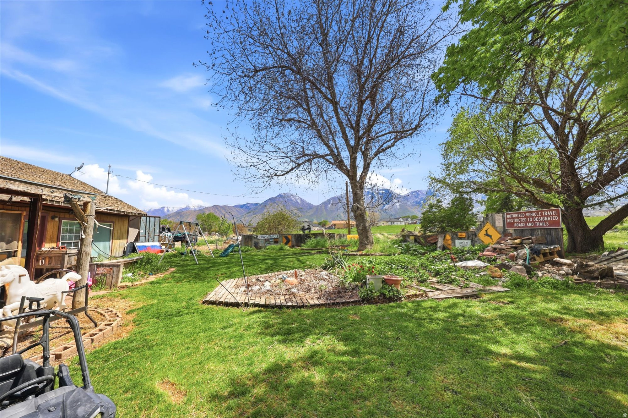 main property photo 5