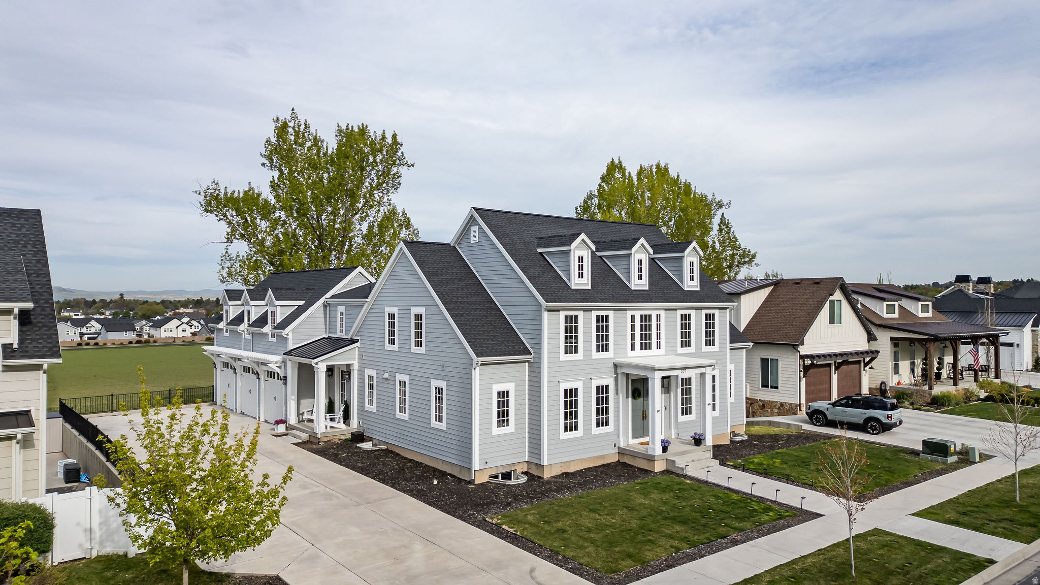 main property photo 60