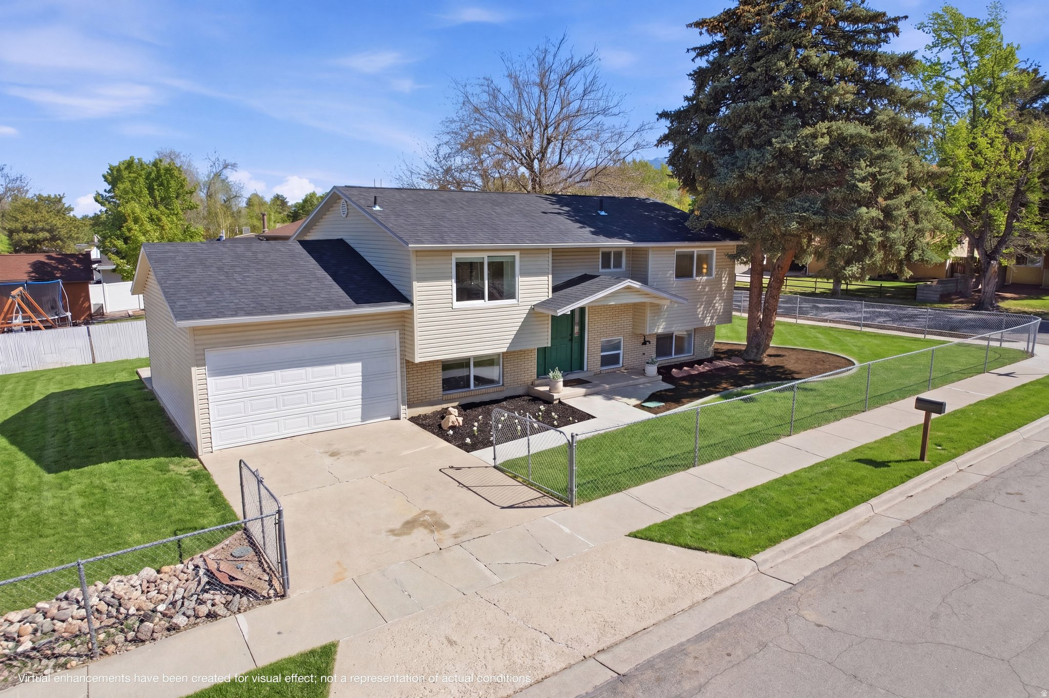 main property photo 15