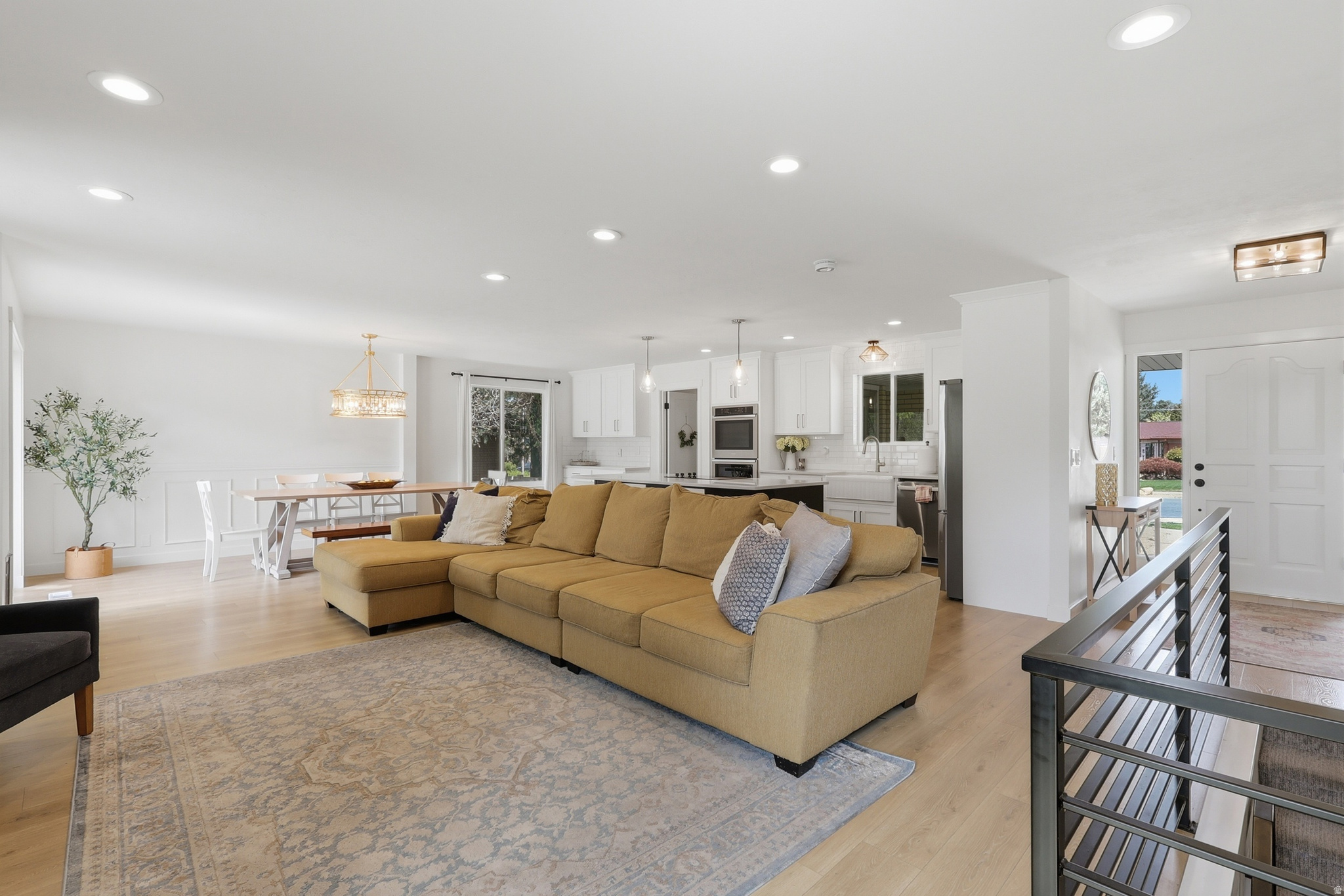 main property photo 20