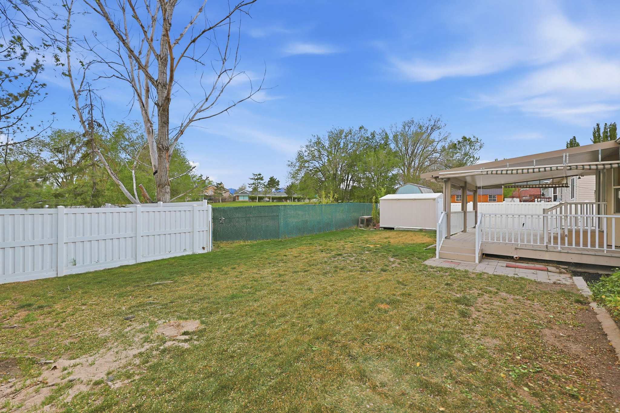 main property photo 34
