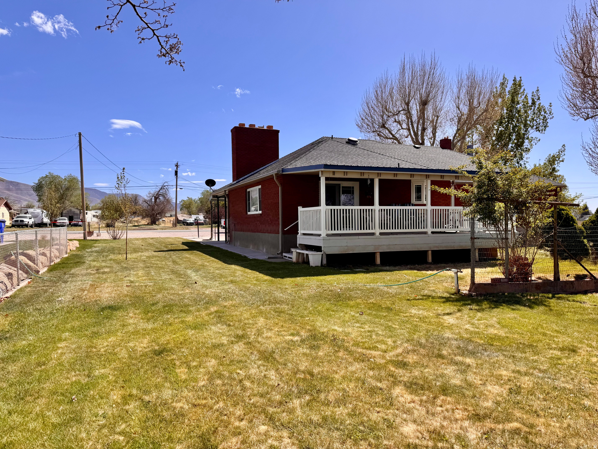 main property photo 36