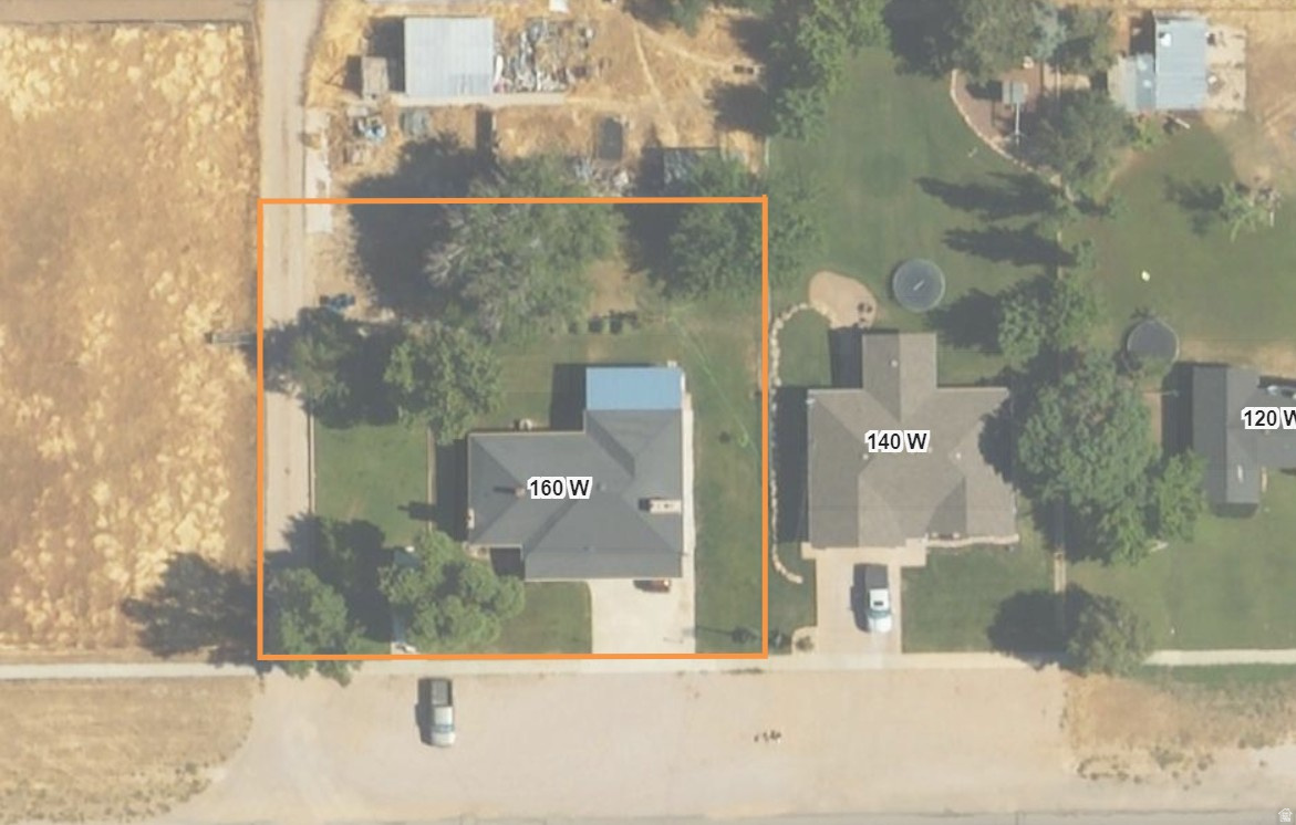 main property photo 50