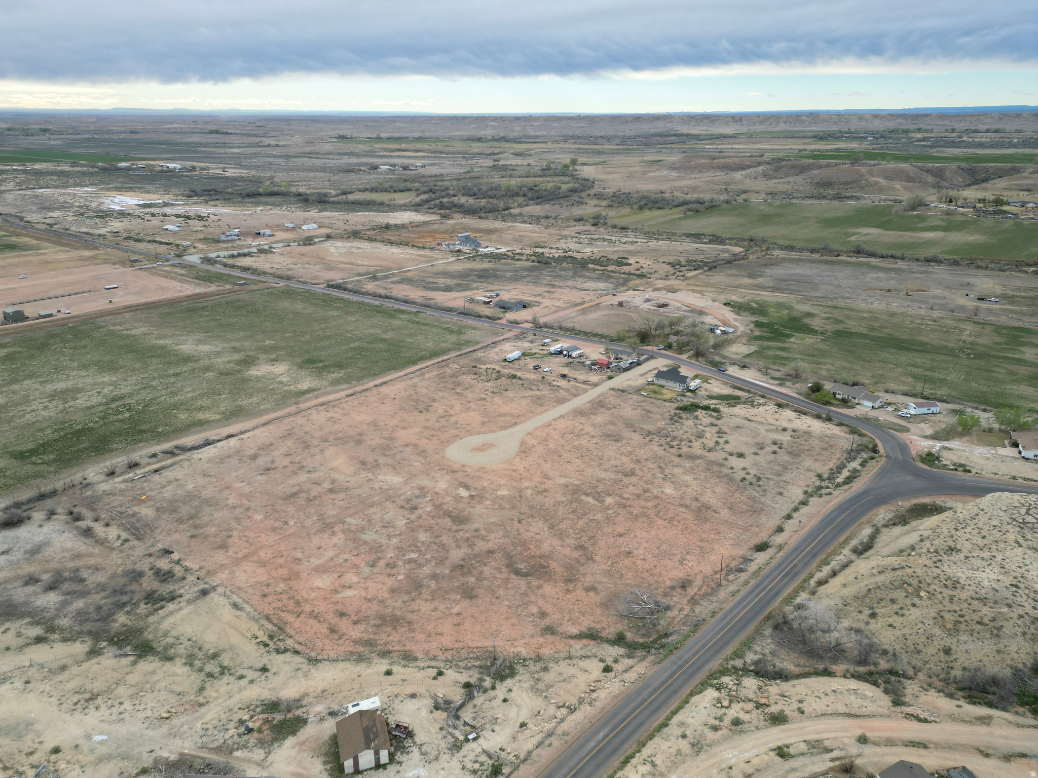 main property photo 9