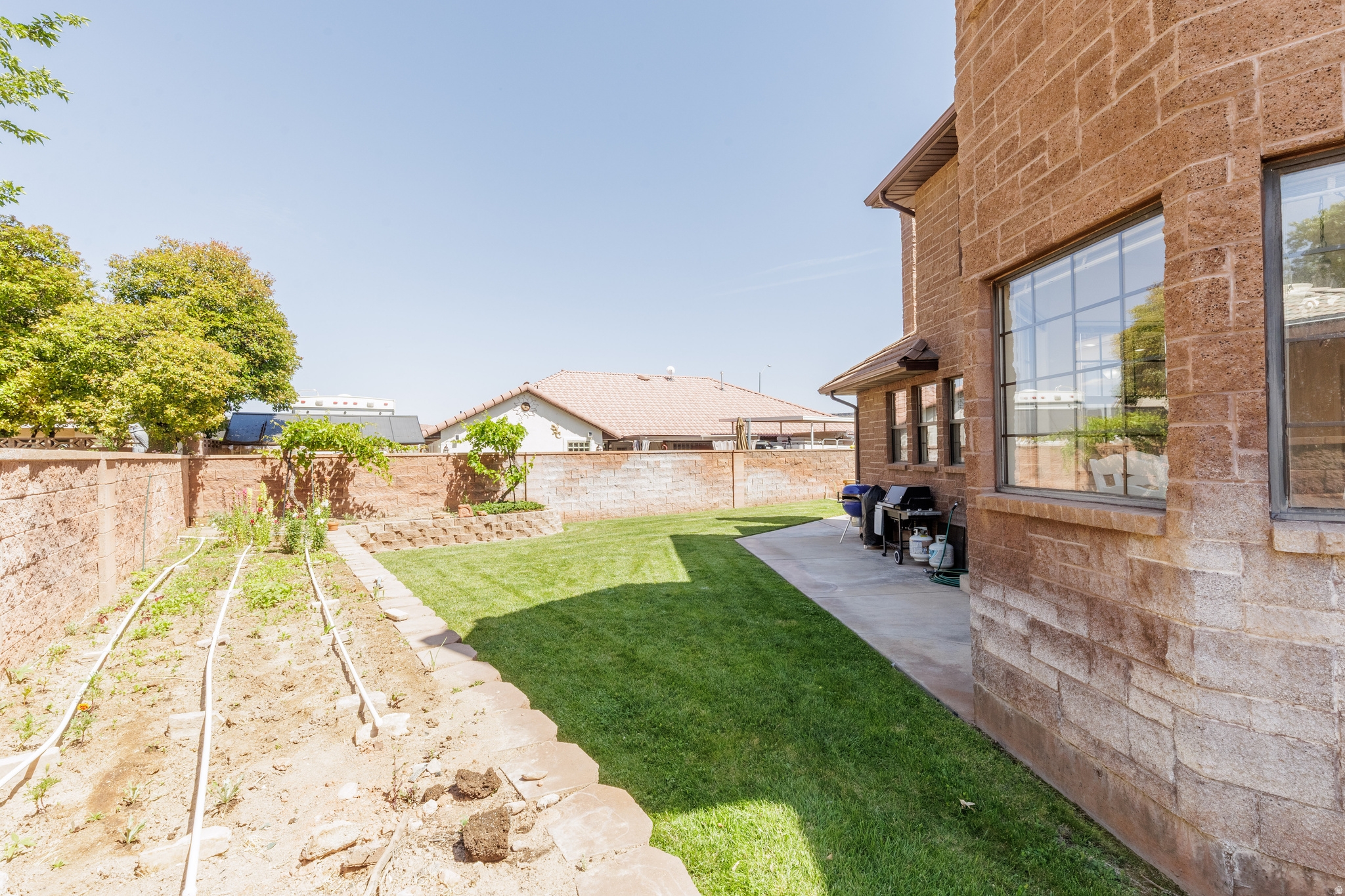 main property photo 48