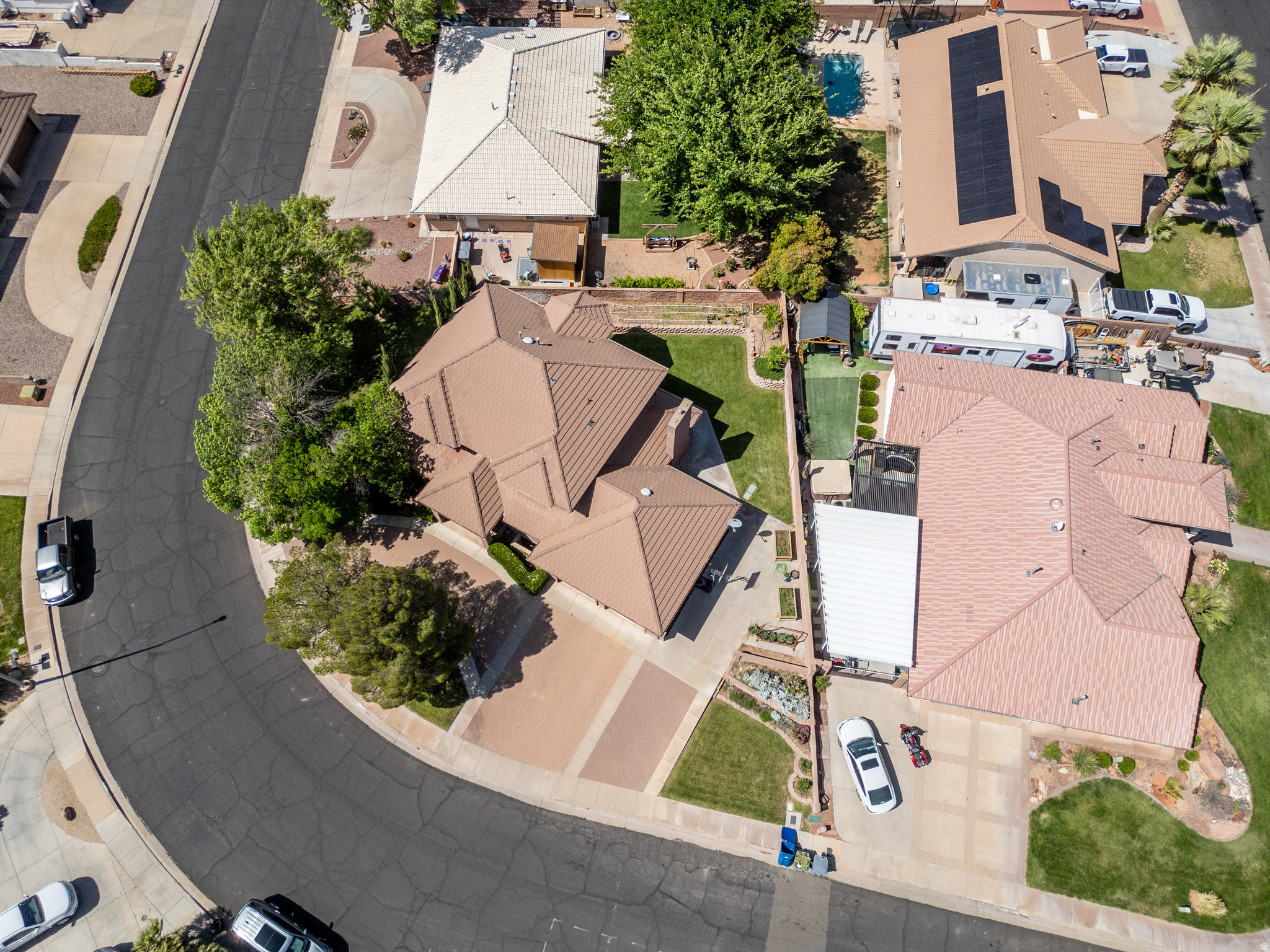 main property photo 56