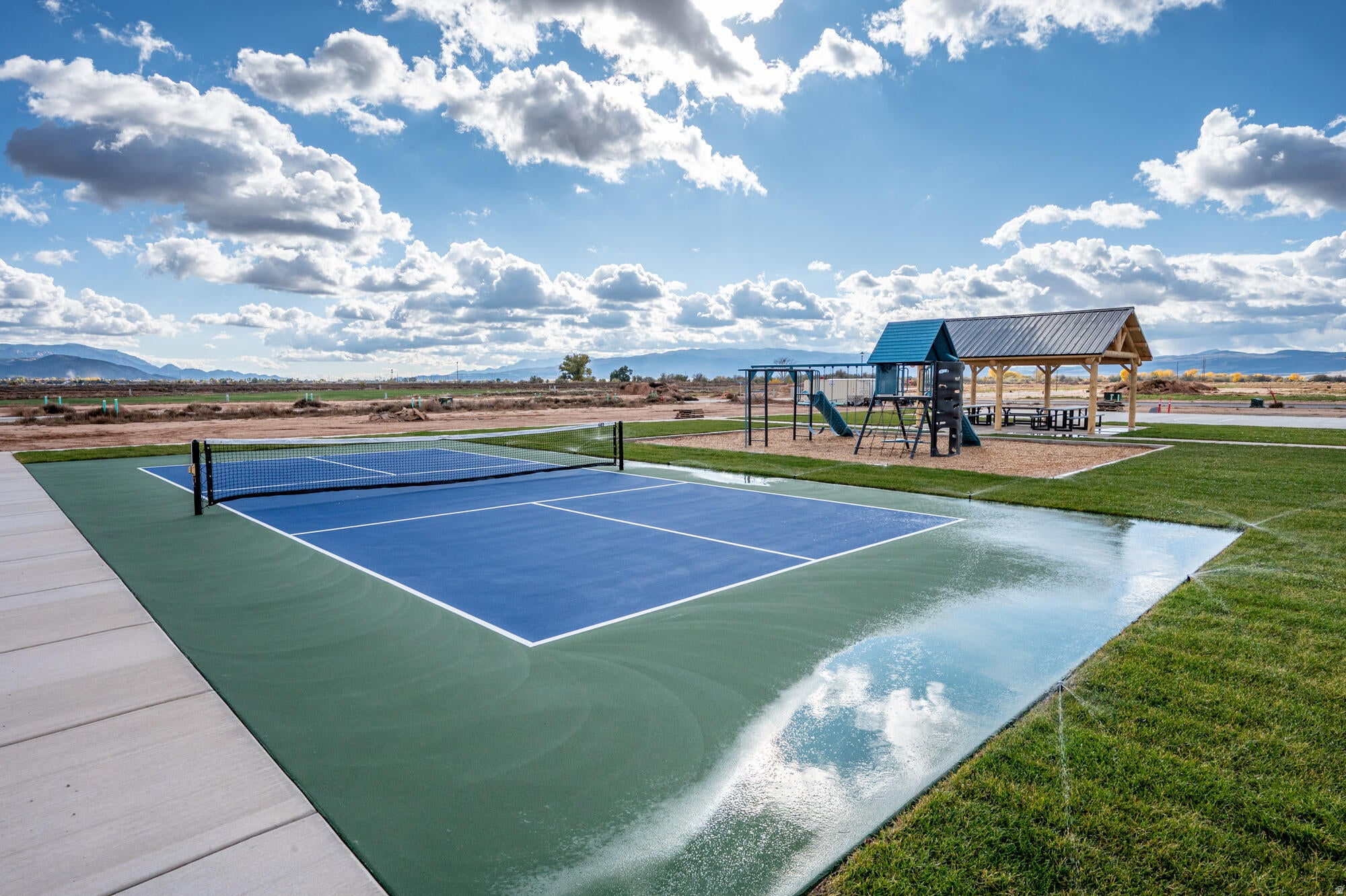 main property photo 50