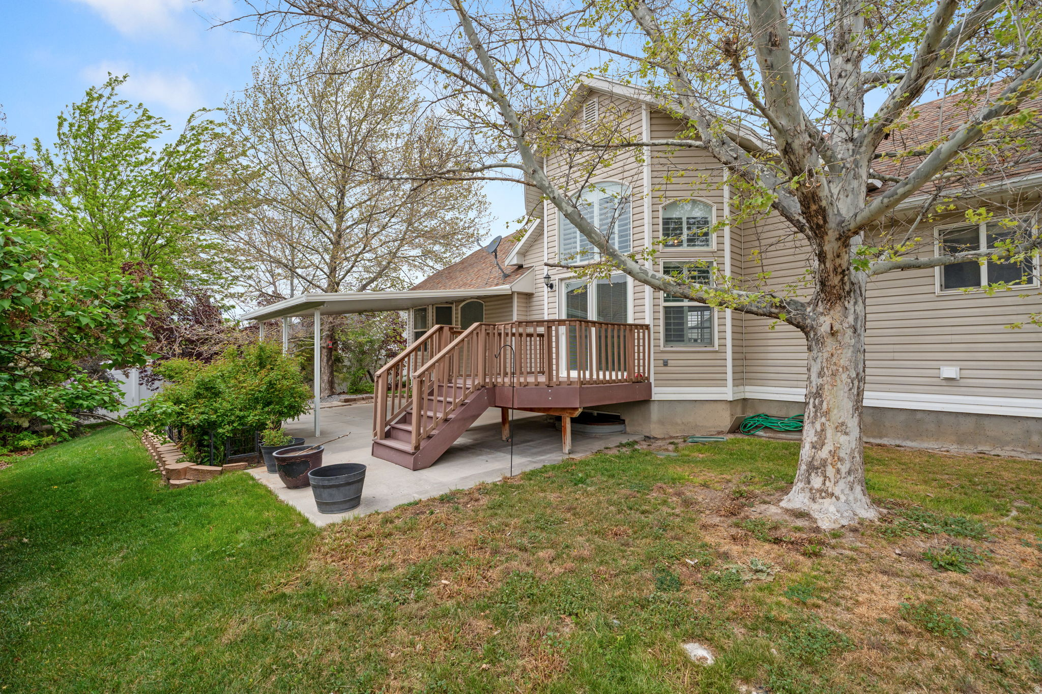 main property photo 44