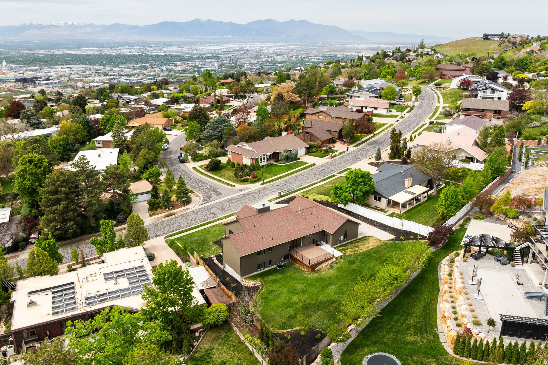 main property photo 43