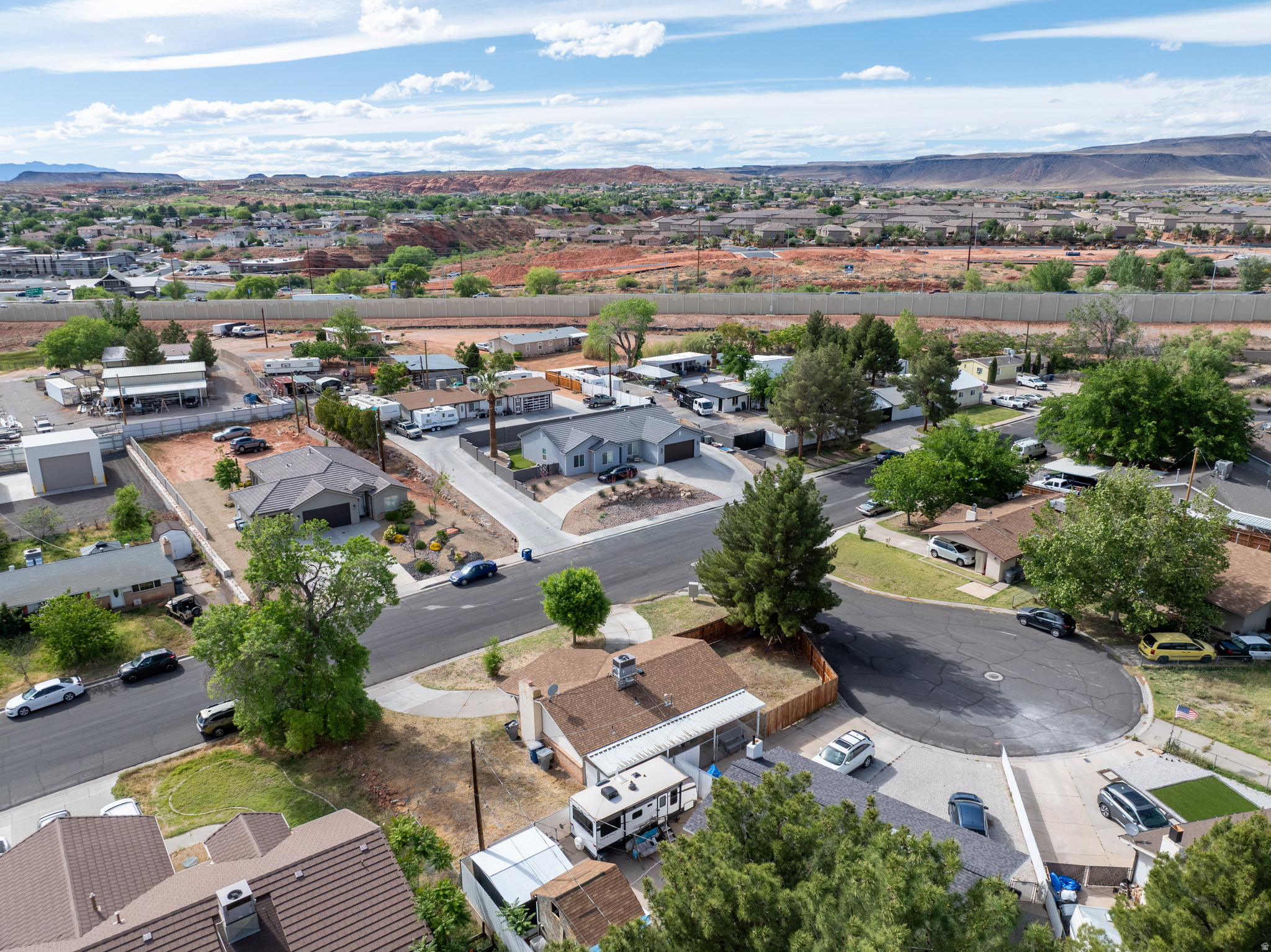 main property photo 29