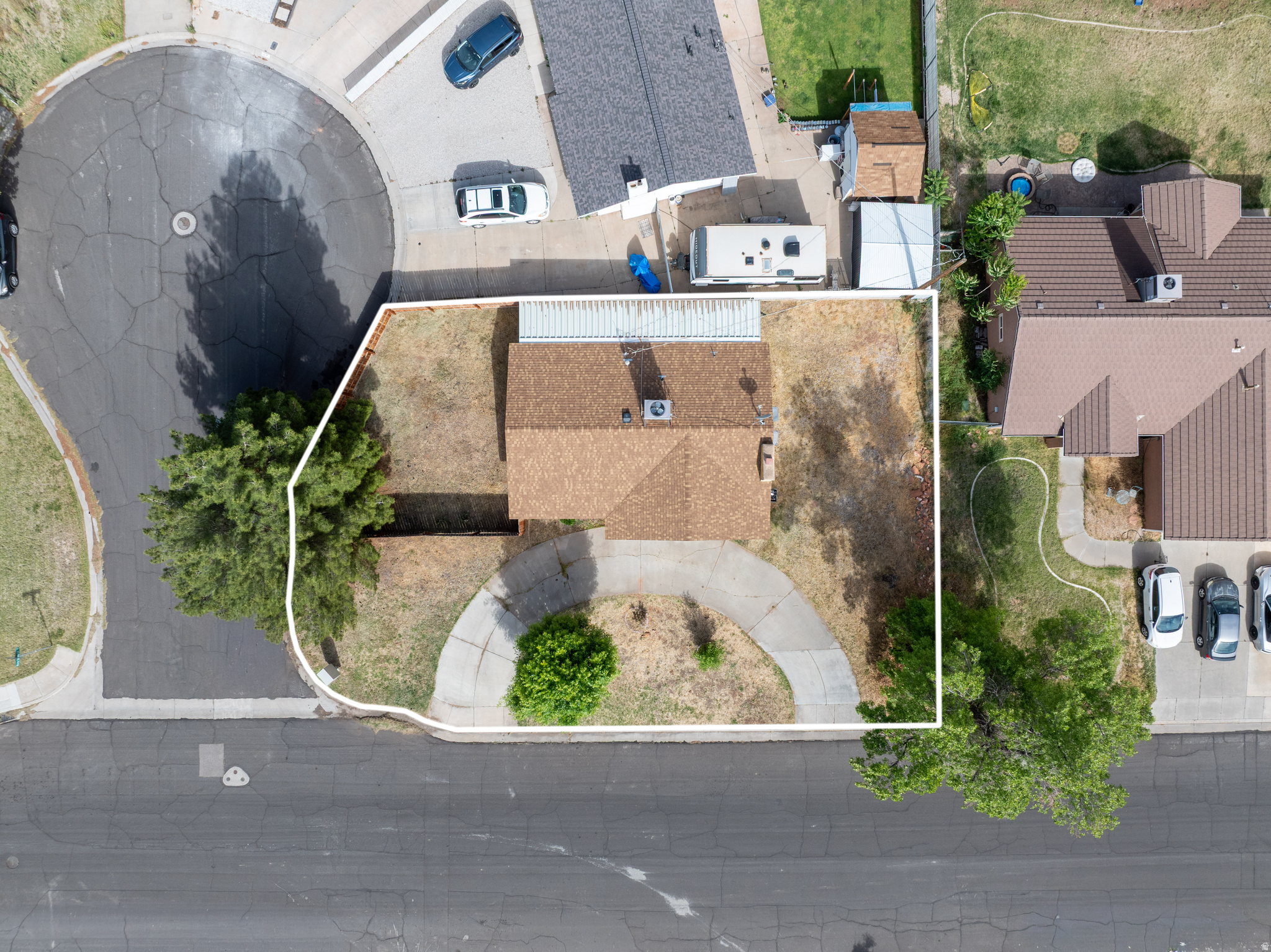 main property photo 35