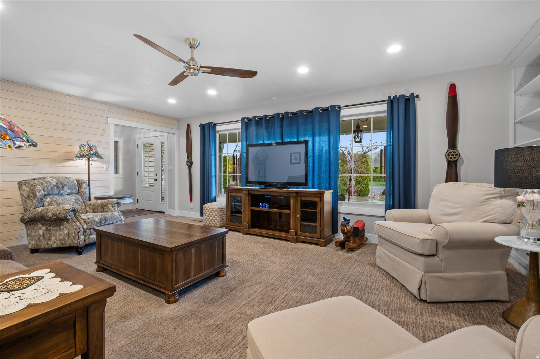 main property photo 8