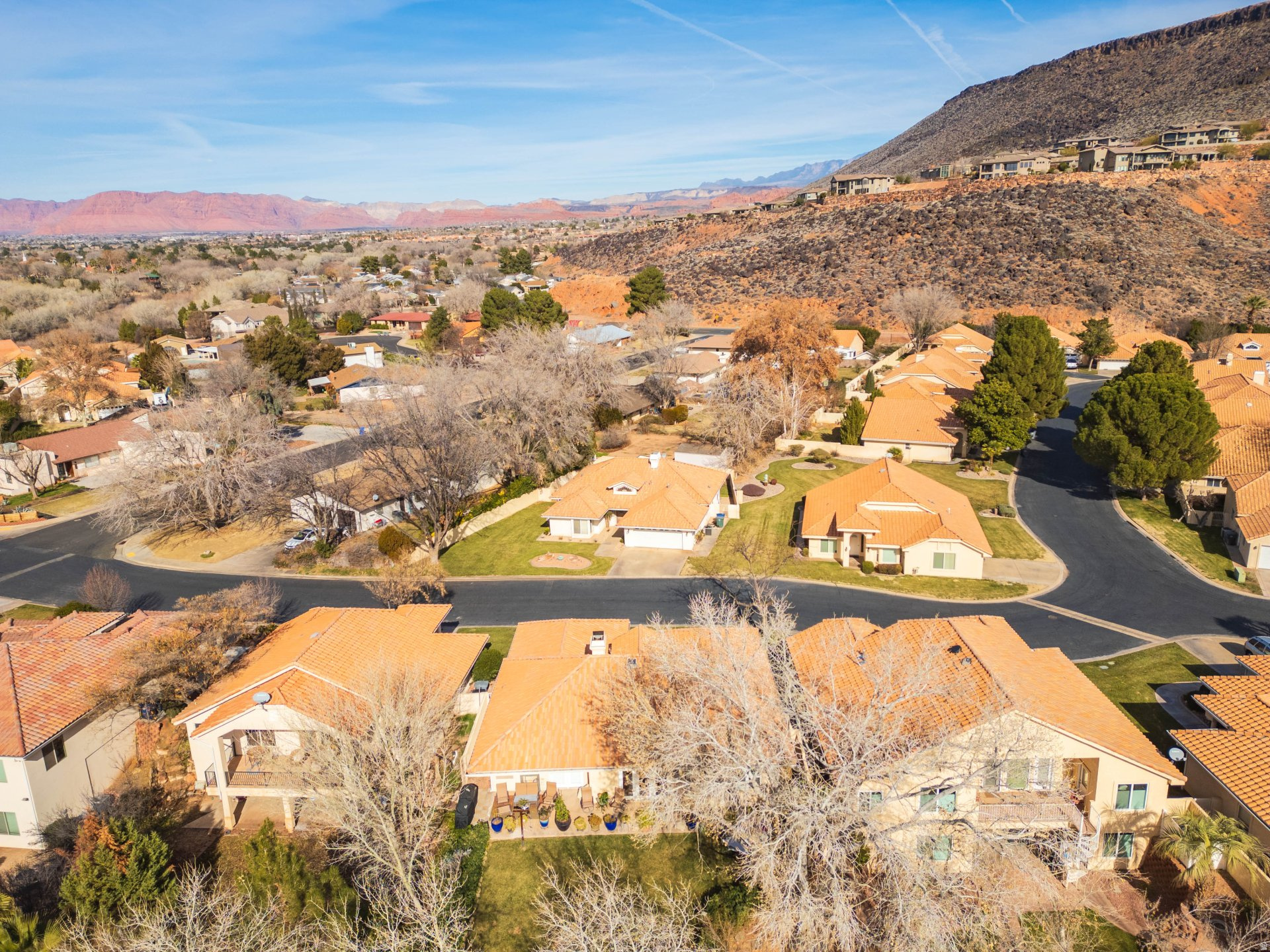 main property photo 44