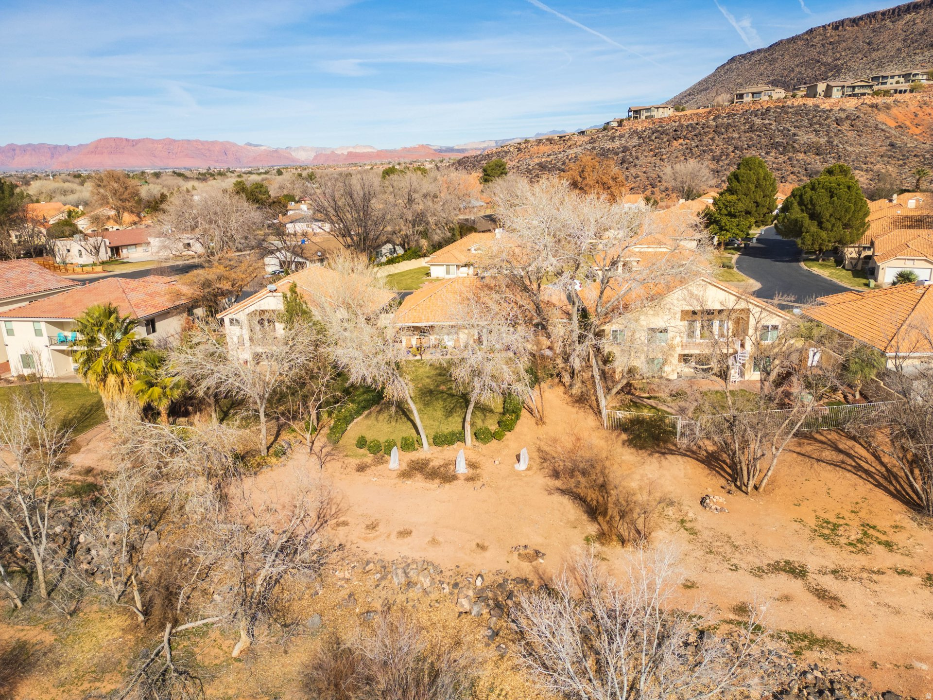 main property photo 47