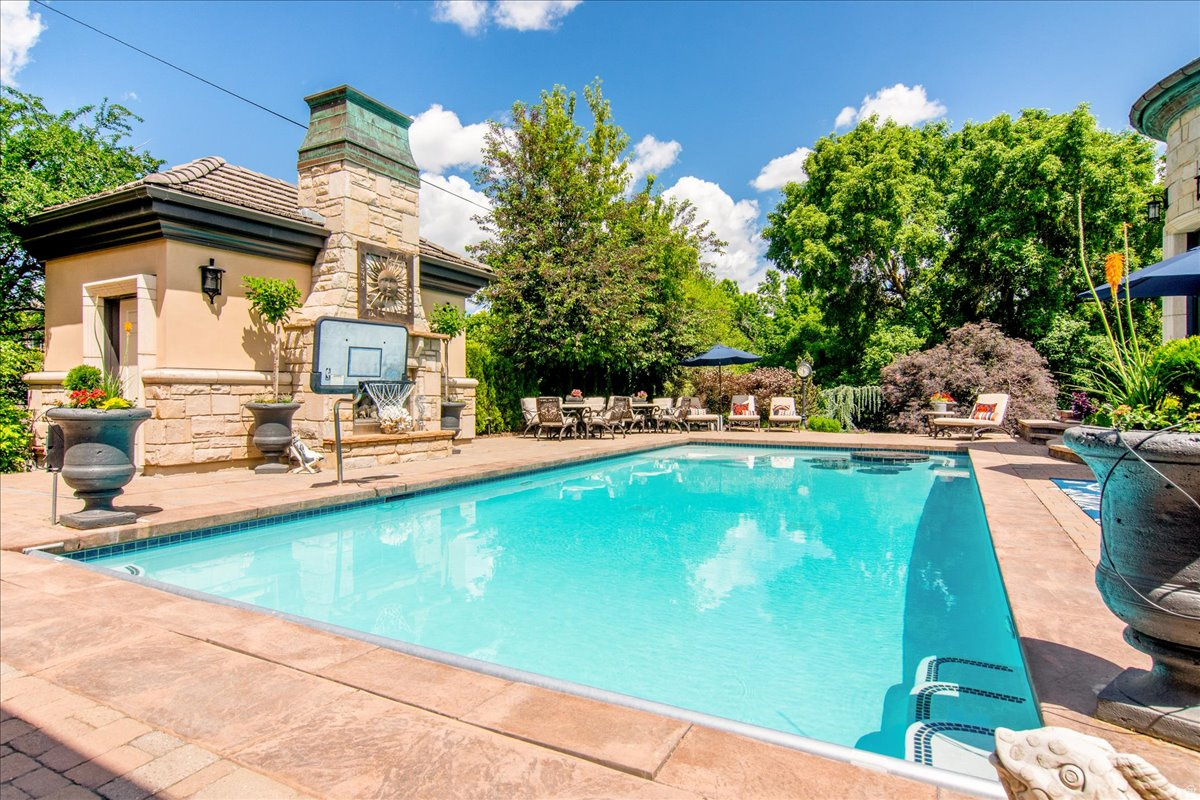 main property photo 67