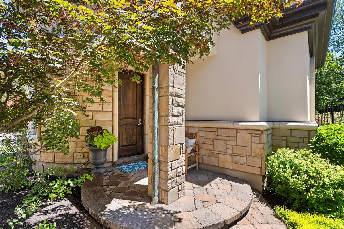main property photo 76