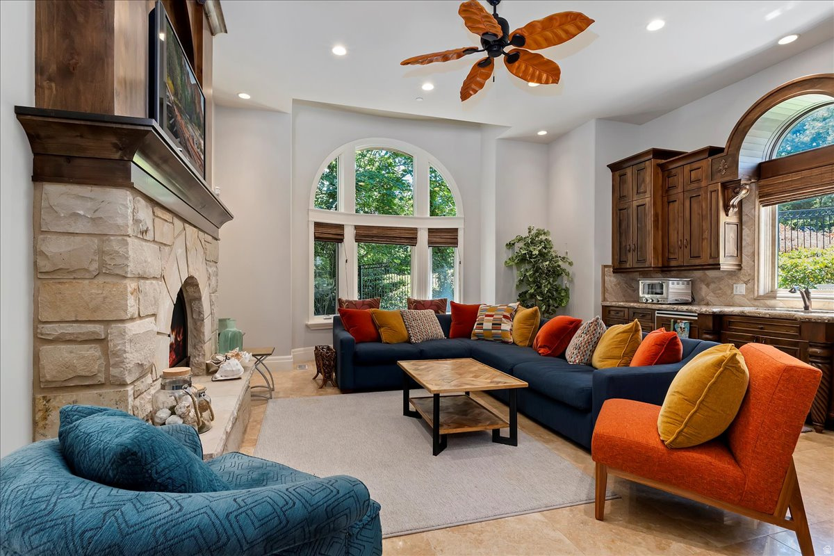 main property photo 77