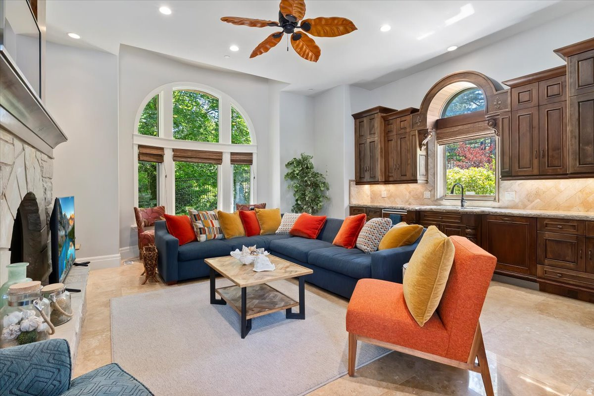 main property photo 78