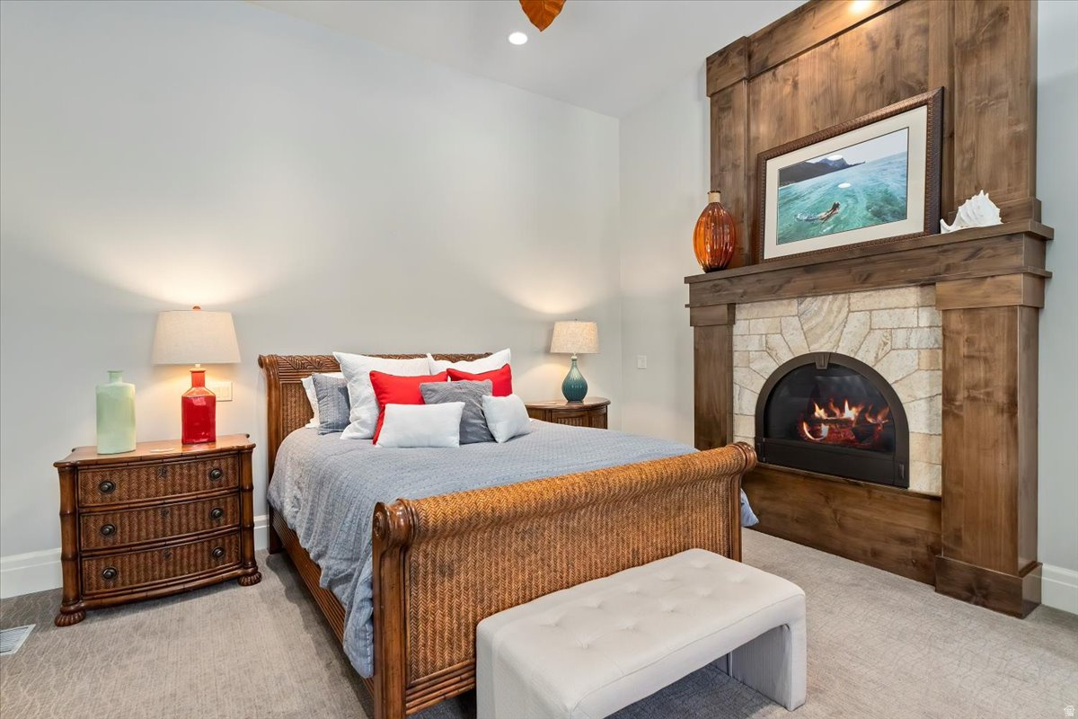 main property photo 80